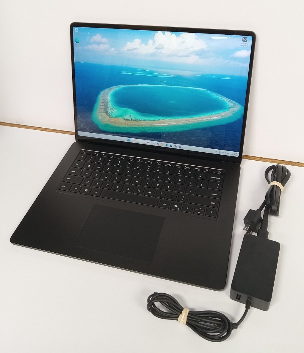 Microsoft Surface Laptop 7 15″ 2037 (1TB NVMe SSD, Snapdragon X Elite, 16GB RAM)