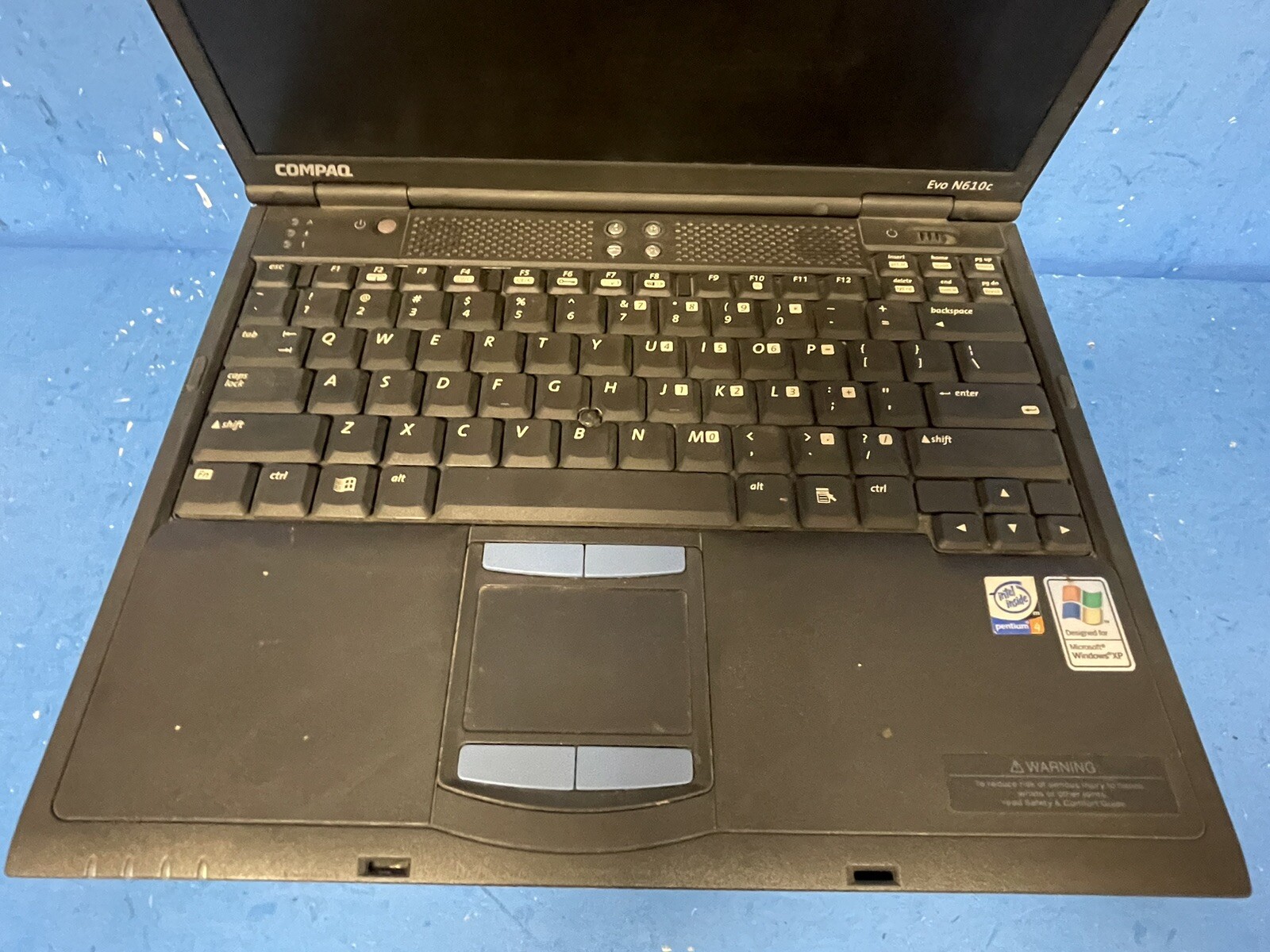 VINTAGE COLLECTIBLE COMPAQ LAPTOP EVO N610C PEMTIUM 4 J07M040.00 PP2010