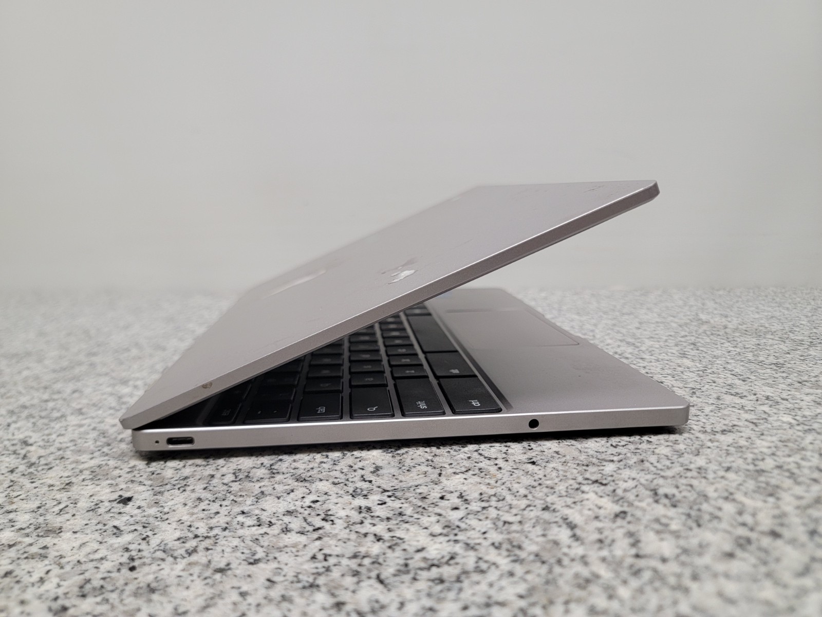 SAMSUNG XE310XBA K01US Chromebook 4 11.6″ Intel N4020 4GB RAM 32GB