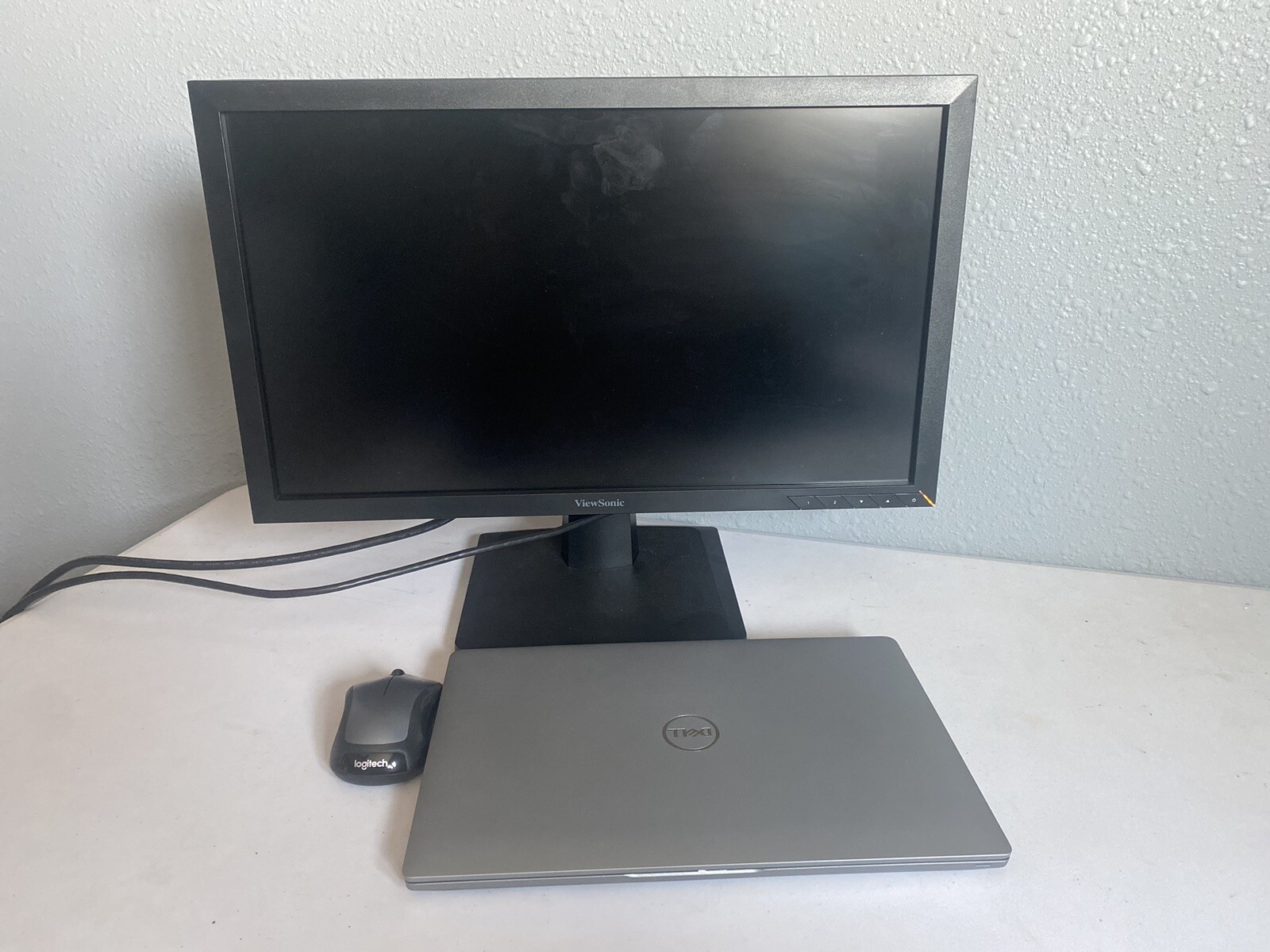 Dell Latitude E5470 (500GB HDD, Intel Core I3-6100U, 2.3GHz, 8GB RAM, AMD Radeon