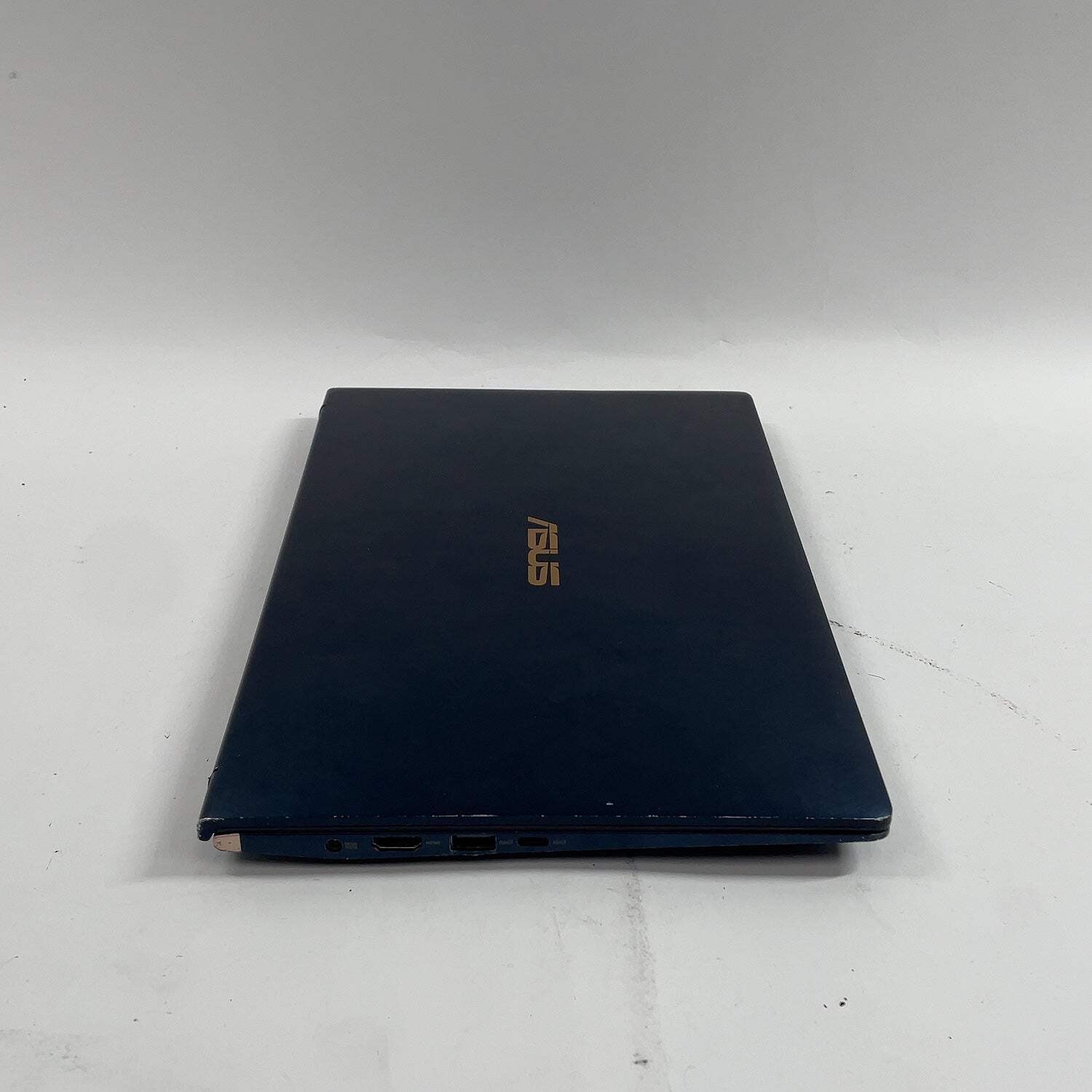 Asus Zenbook 14 UX434F 14″ i7-10510U 1.8GHz 16GB RAM 512GB SSD GeForce MX250