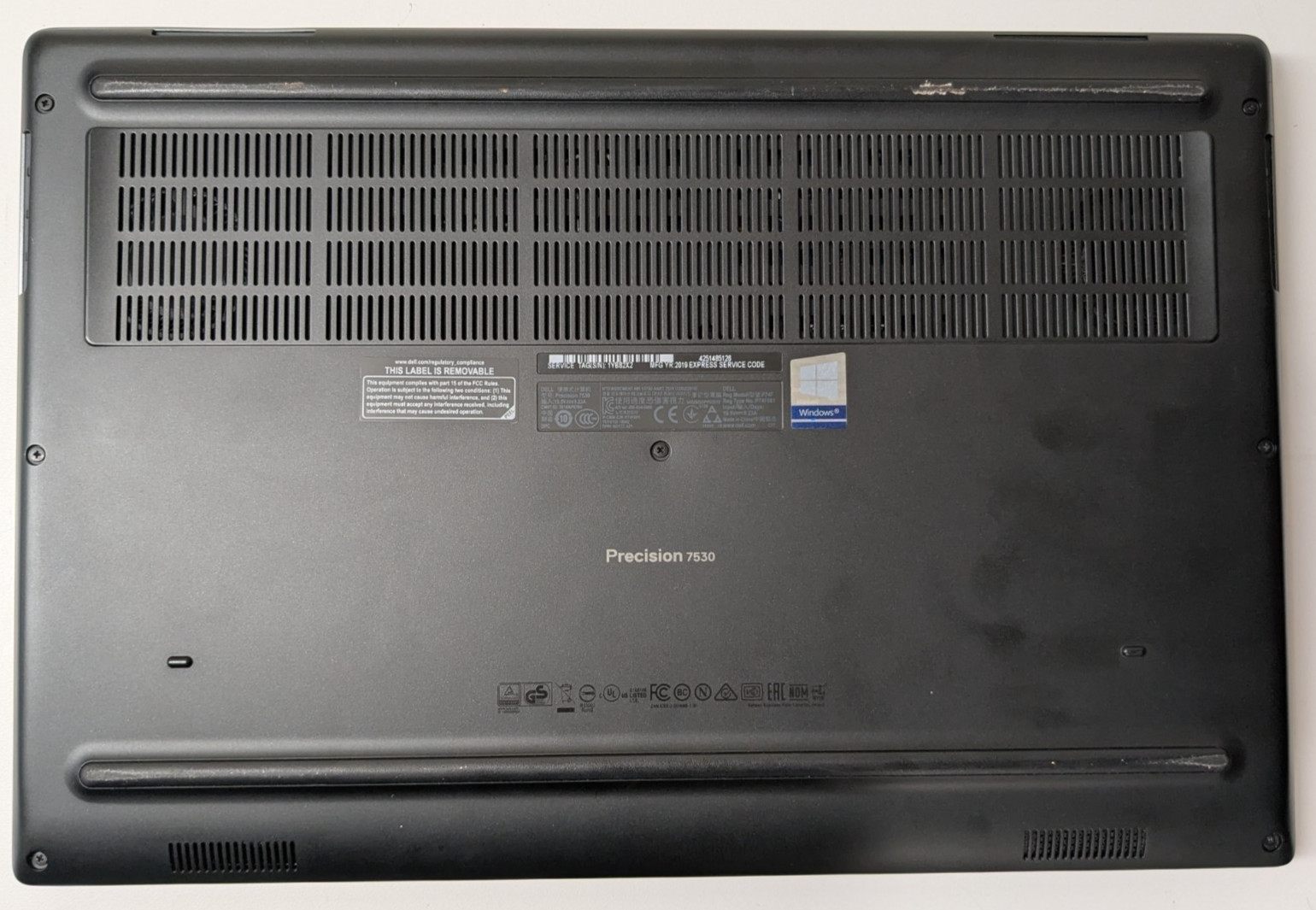 Dell Precision 7530 15.6″ Intel Xeon E-2186M 2.90GHz 16GB 512GB SSD W11P 1YB82X2