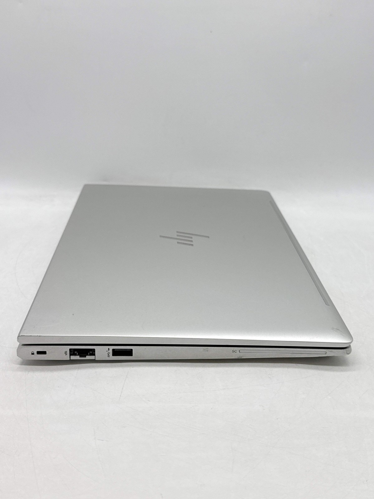 HP EliteBook 640 G10 14.0″ FHD Touch Core i5-1335U 1.30GHz 256GB SSD 8GB RAM