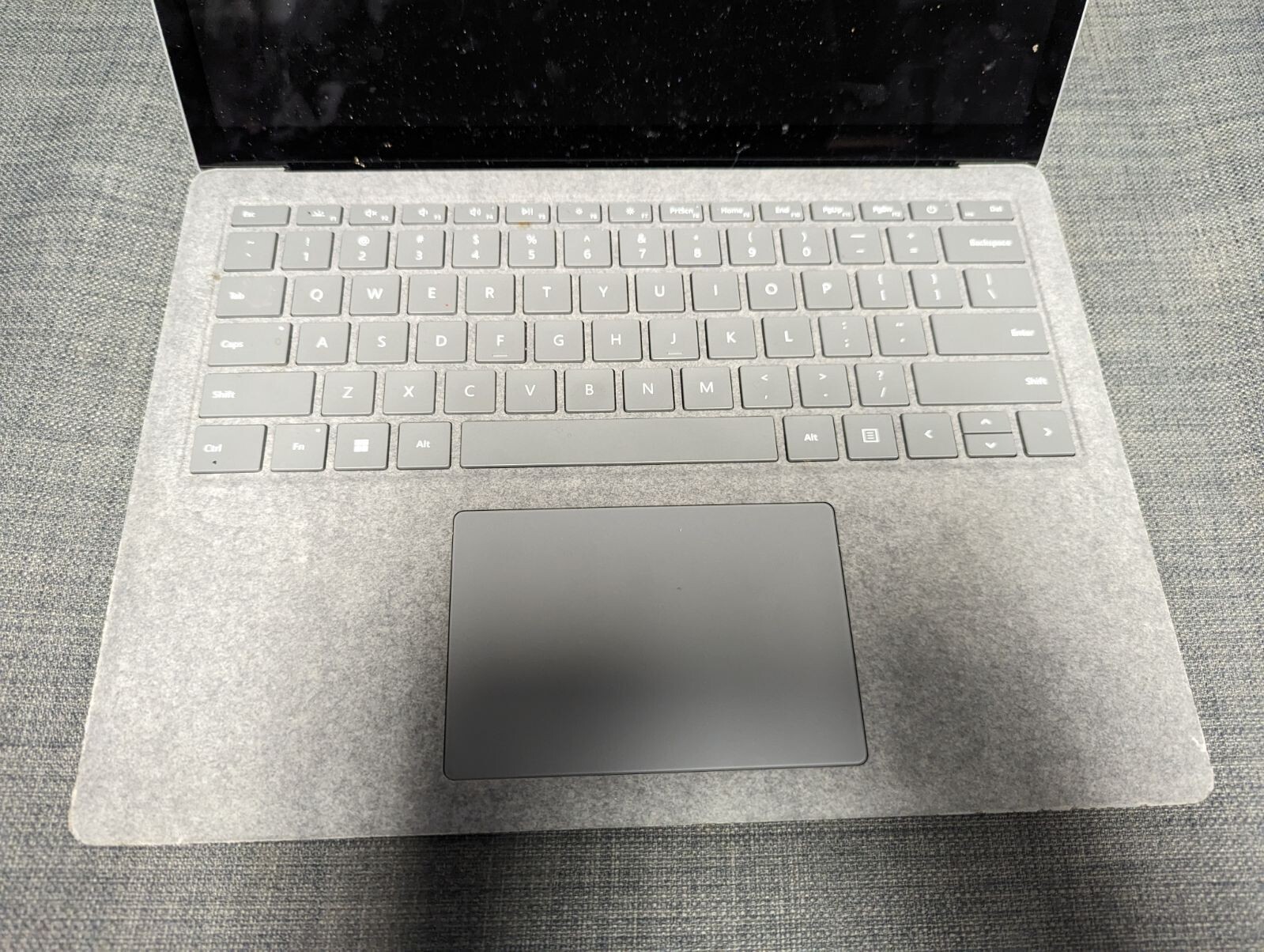 Microsoft Surface Laptop 4 13.5” Touch AMD Ryzen 5 8GB 256GB Platinum 1958 PC