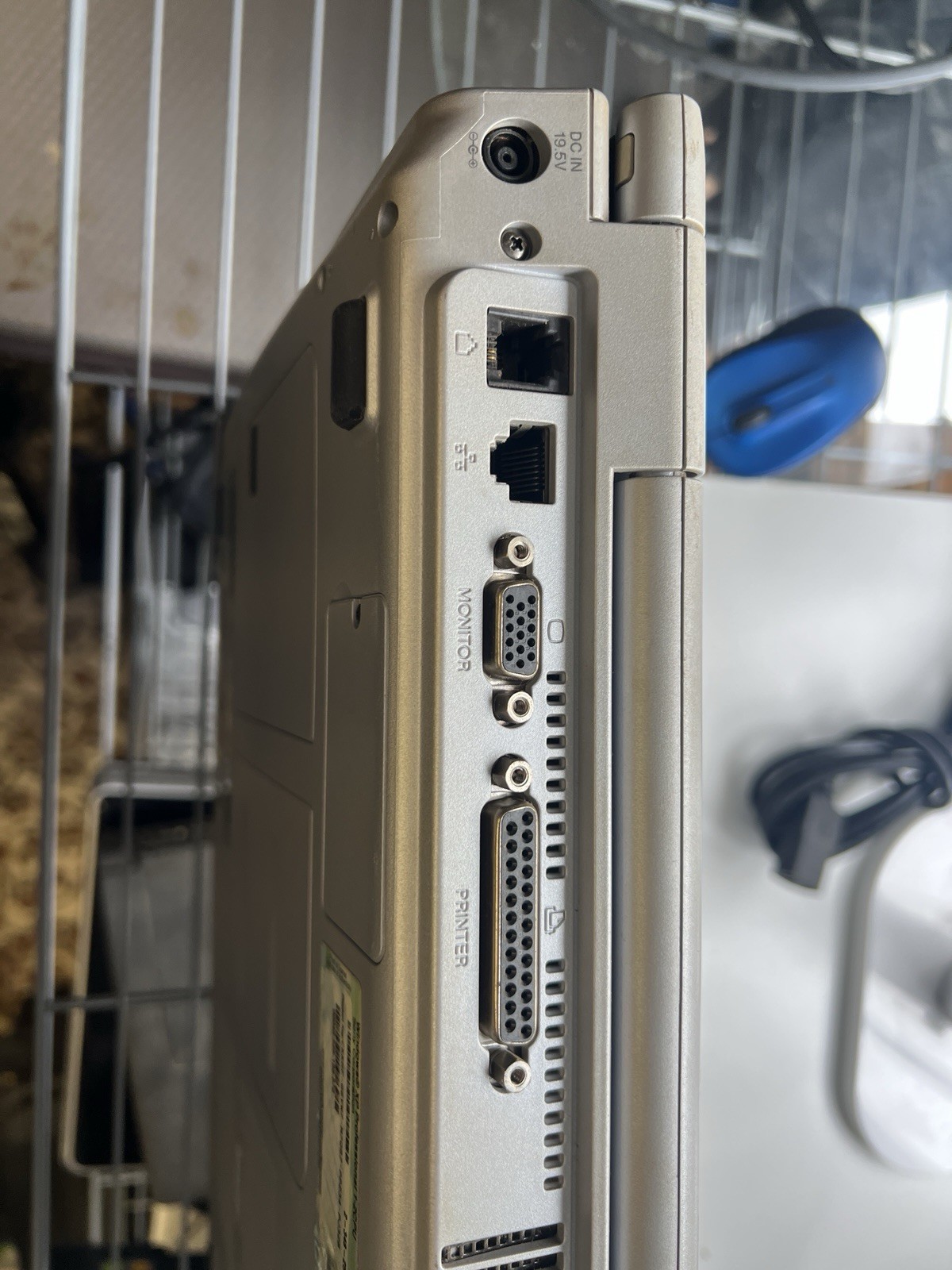 VINTAGE Sony Vaio PCG-K33b 15″ Laptop 1280×800 Intel Pentium 4 Parts Or Rebuild.