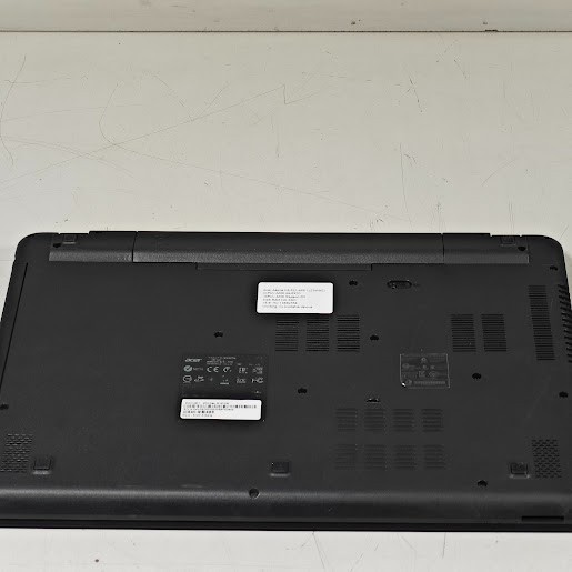 Acer Aspire F5-521-46P1 Laptop – AMD A4-6210, Radeon R3, 6GB RAM