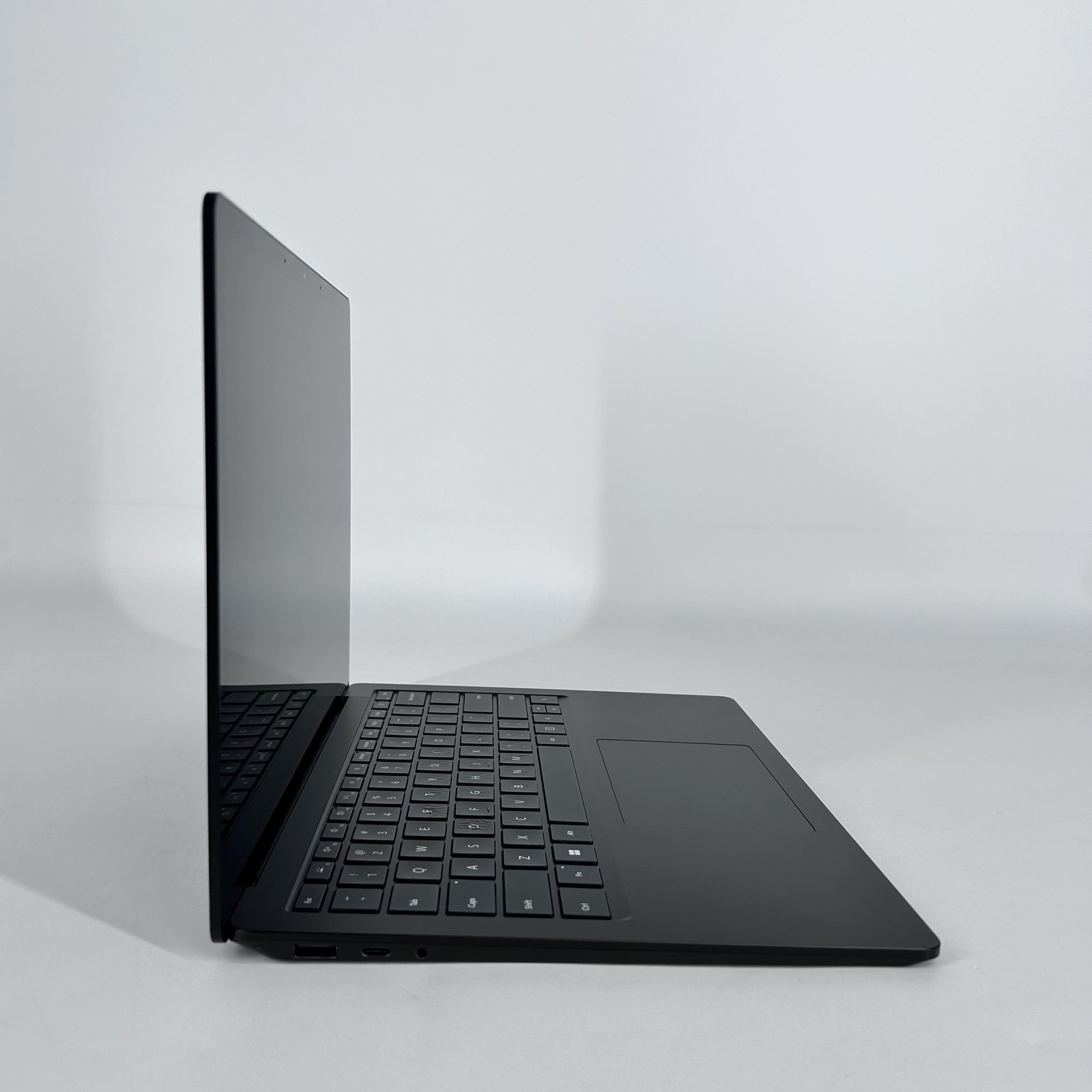 Microsoft Surface Laptop 3 13.5 2K TOUCH i7-1065G7 1.30GHz 16GB 256GB Worn Keys