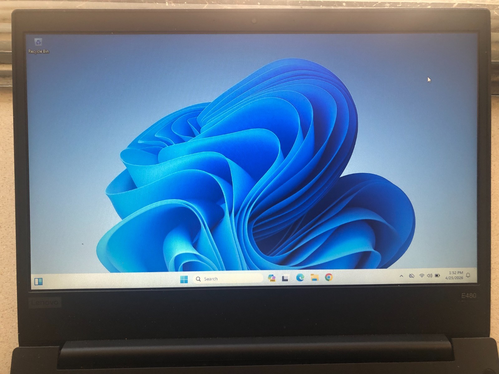 Lenovo E480, Windows 11, 1TB SSD, 32GB Ram, MS Office
