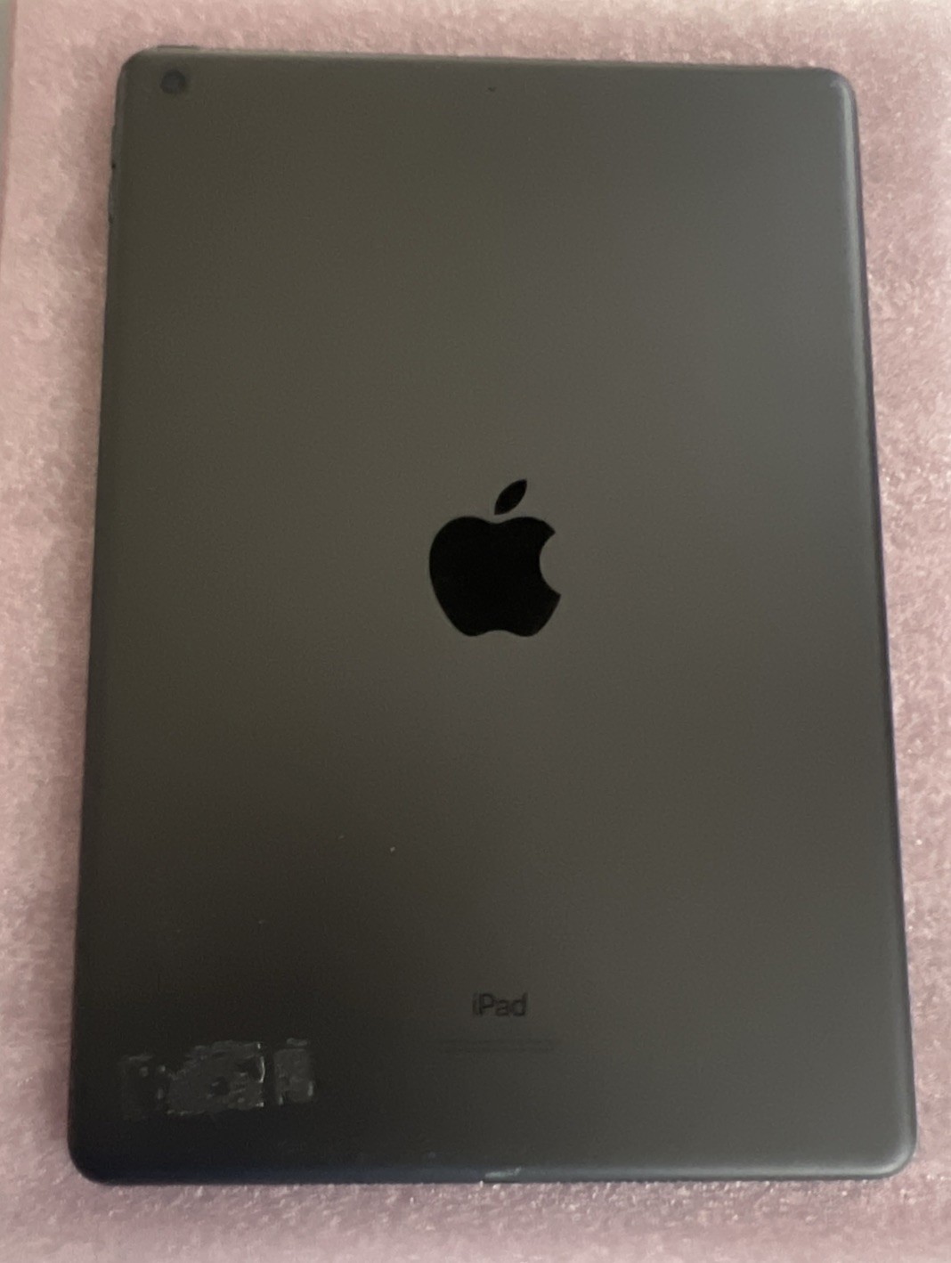 2021 Apple Ipad 9th Gen 64GB Space gray WiFi. Good condition
