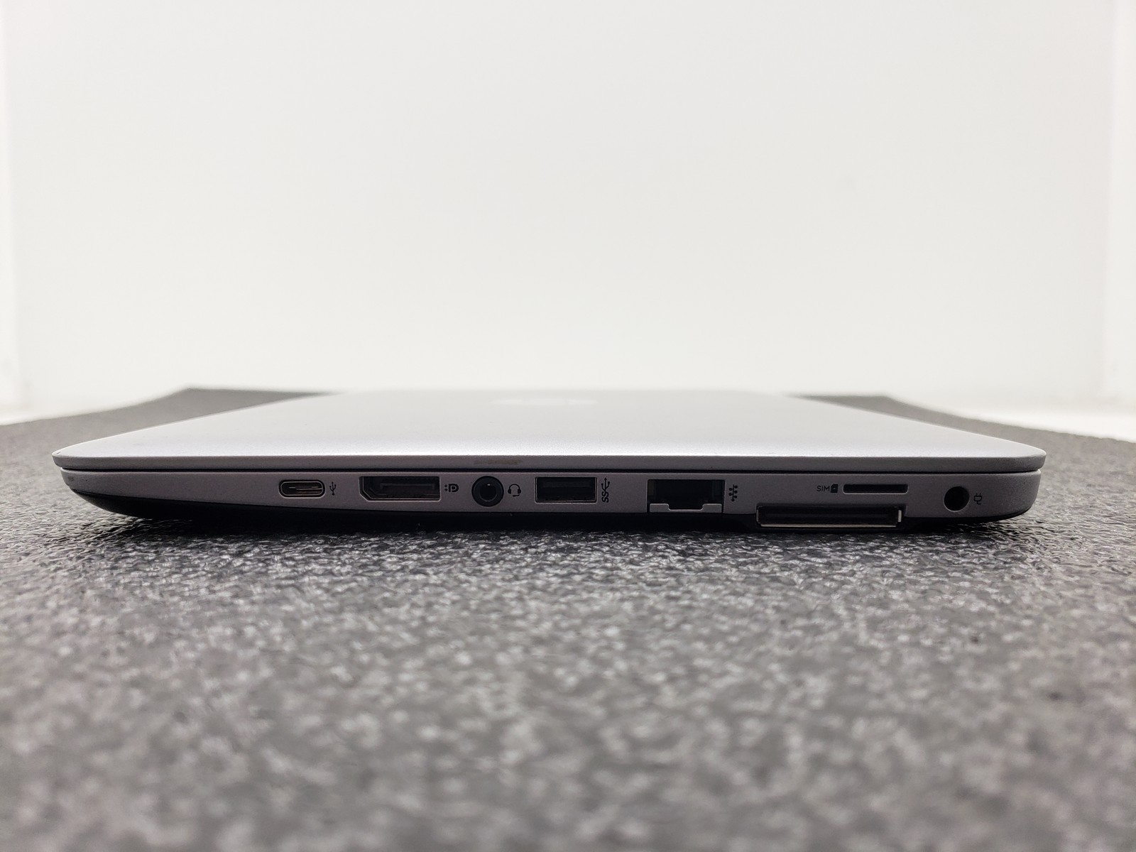 HP EliteBook 820 G3 Laptop Intel Core i5-6200U 8GB RAM 128GB SSD Windows 11 Pro.