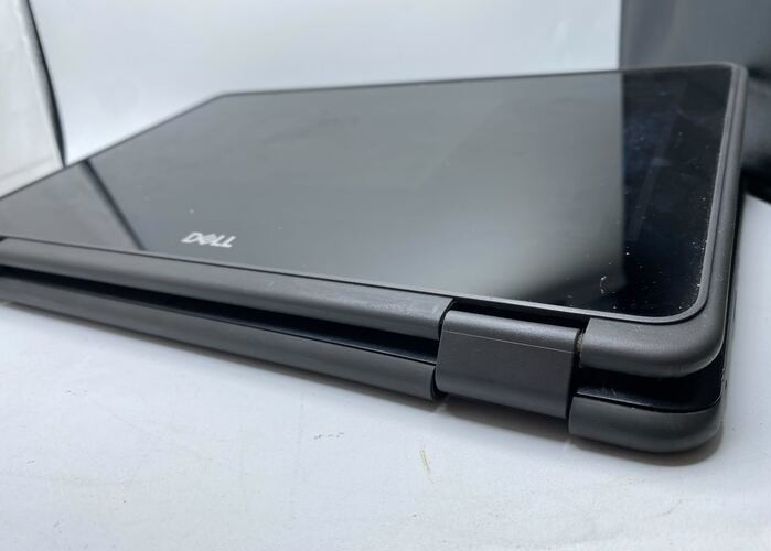Dell Latitude 3190 11.6 Intel Core N5030 @1.10GHz 8GB 128GB SSD