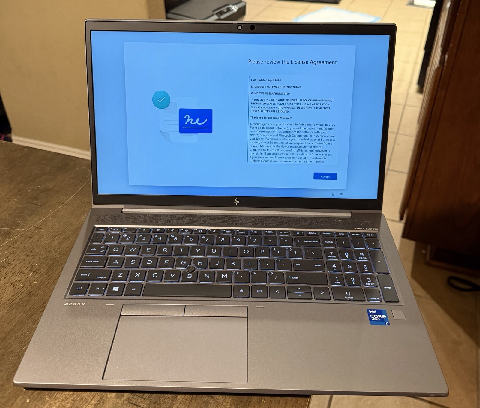 HP ZBOOK FIREFLY 15 G8 INTEL CORE I7-1185G7 8GB RAM 256GB NVME 15.6 IN CAM