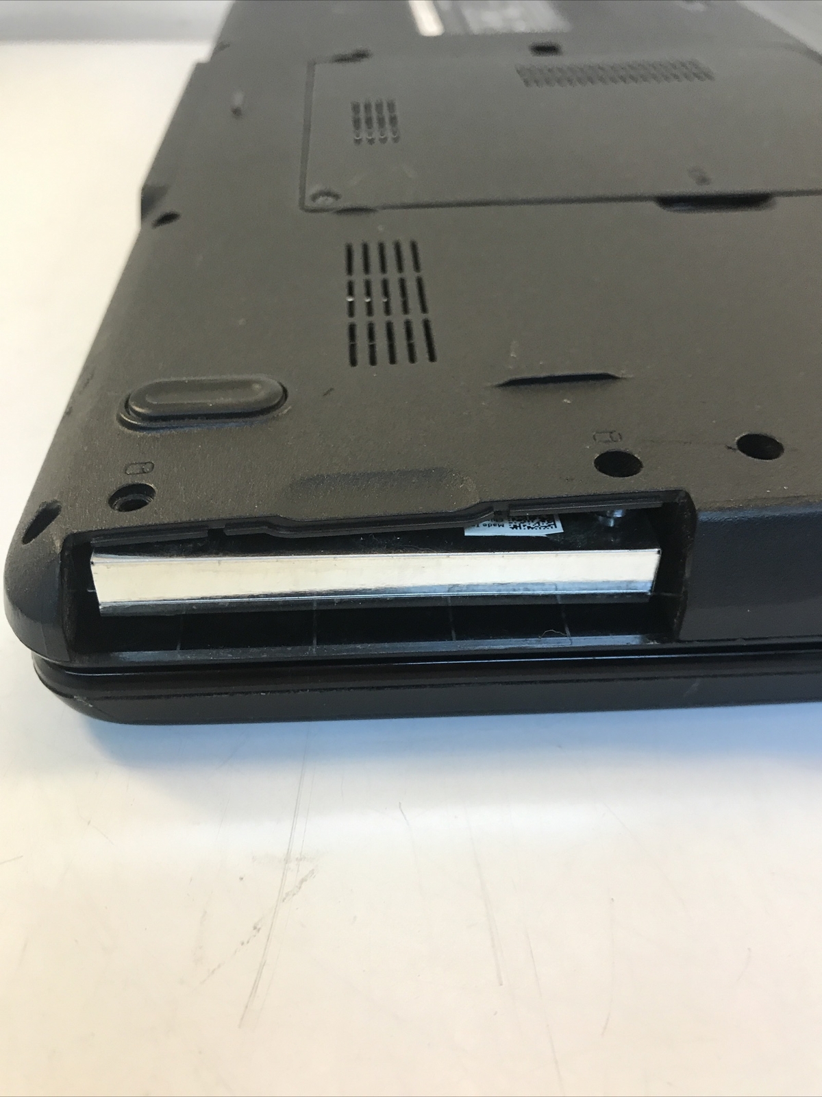 DELL Inspiron 1545 Pentium dual-core 2.00GHz 4GB RAM. BOOTS to BIOS NO HDD