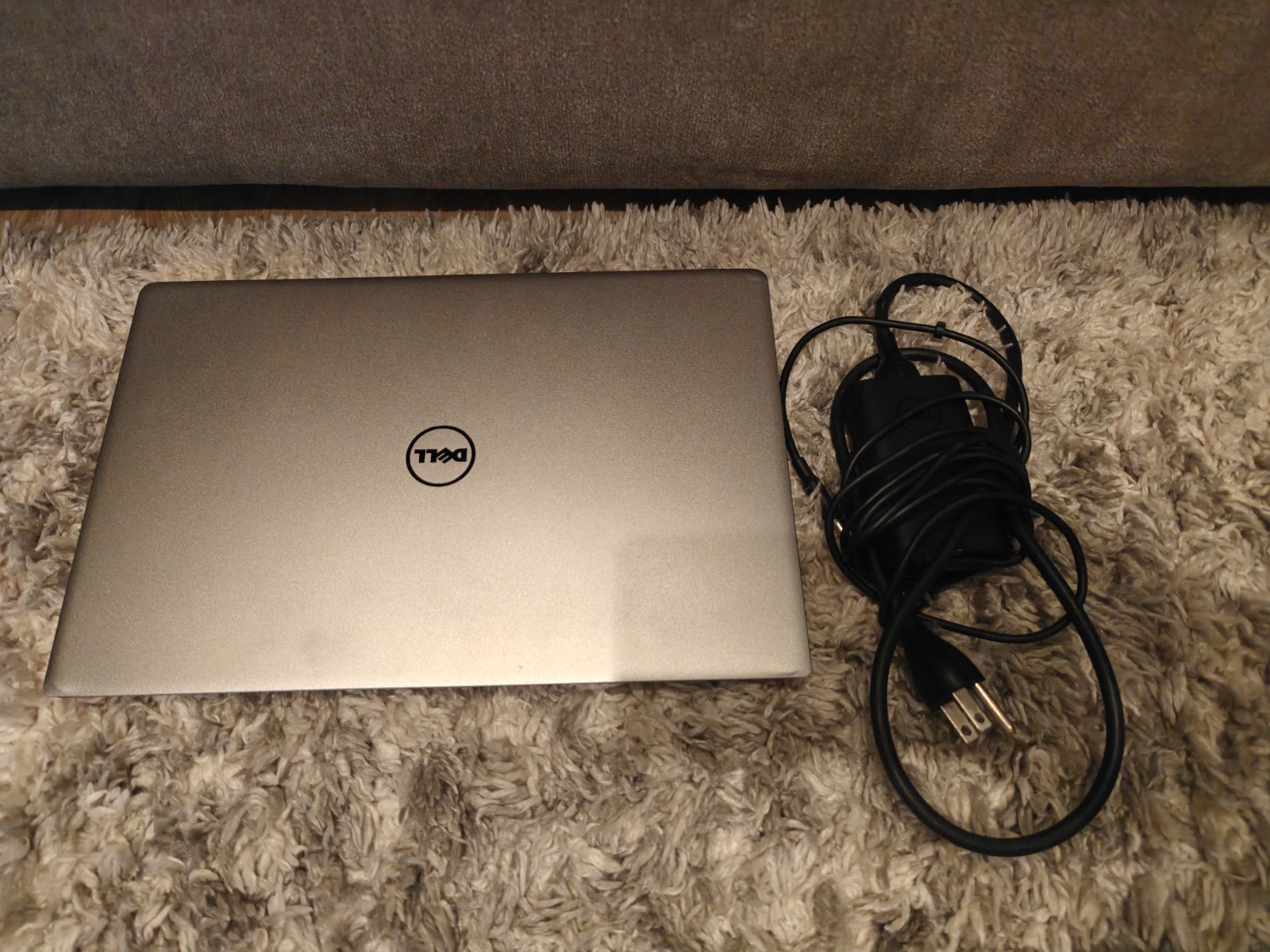 Dell XPS 13 9360 i5-7200U 2.7GHz 8GB RAM 128GB SSD 13.3” Windows Laptop