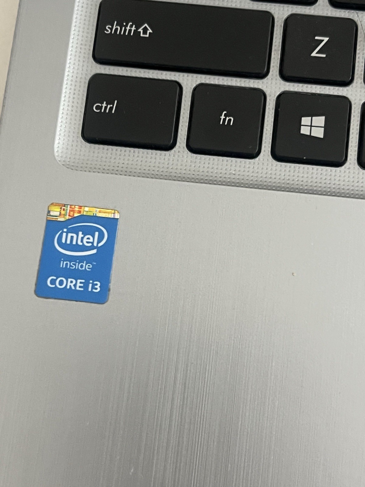 ASUS X540L Laptop i3-5020U 2.2GHz 8GB 500gig Storage Win 10 DVDRW