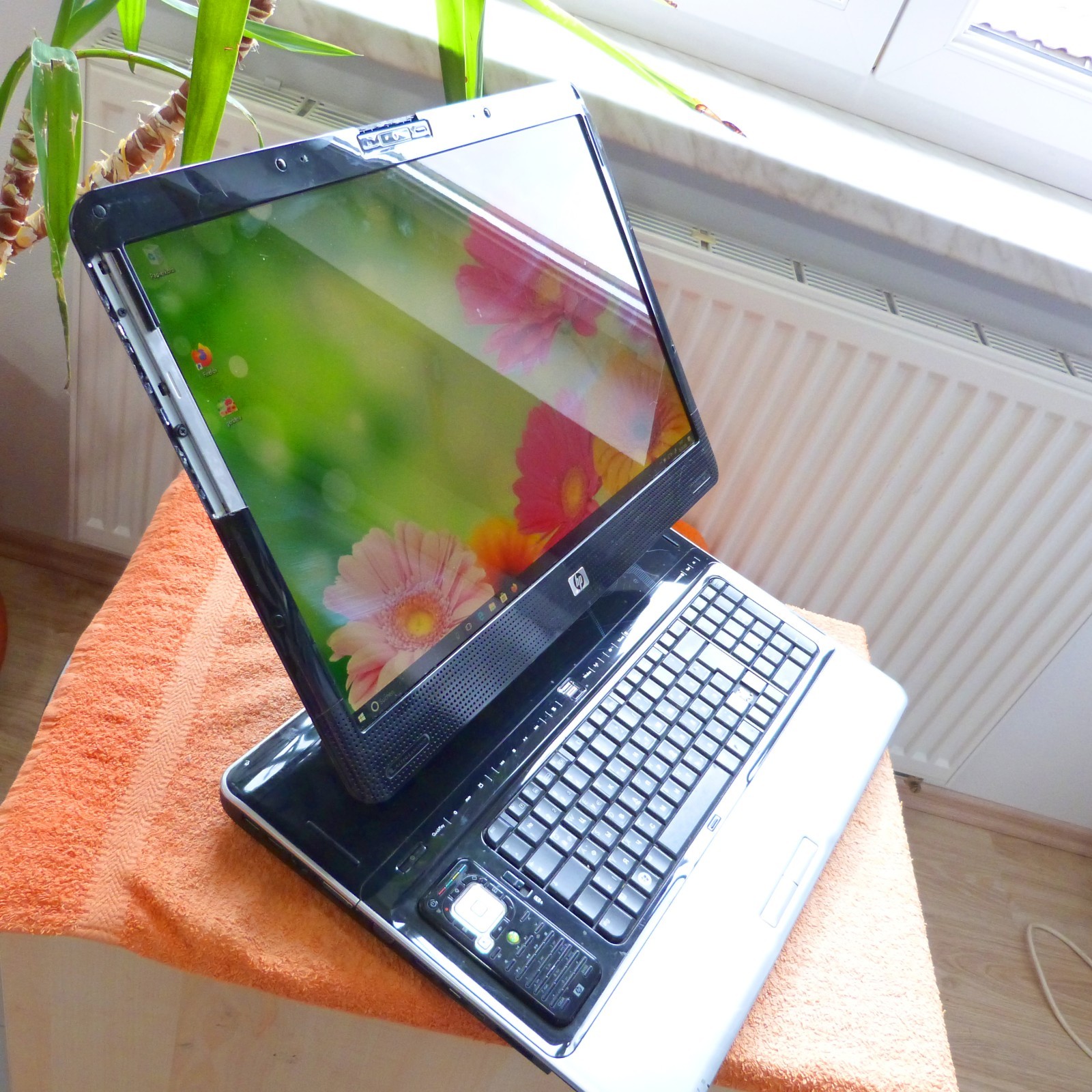 Faulty device HP HDX 9000 20-inch cinema monster car 250 GB SSD Windows 10 HDMI