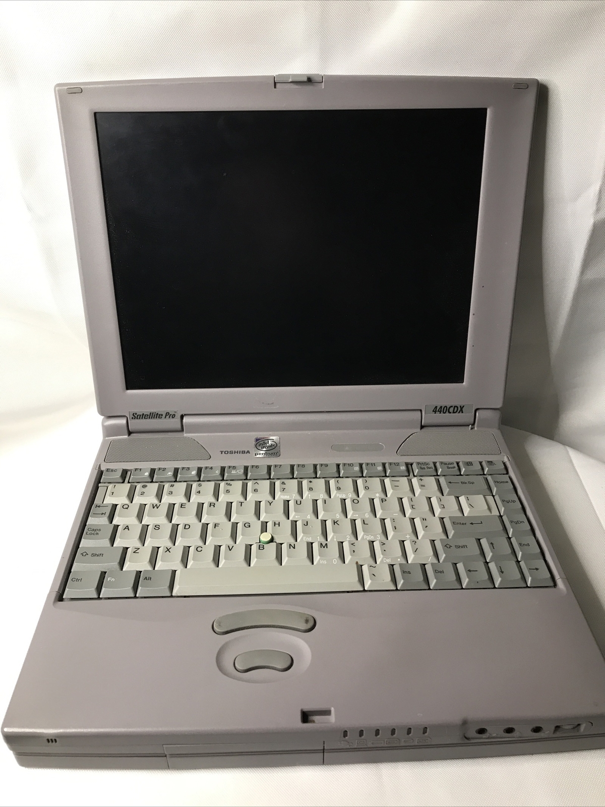 Toshiba Satellite Pro 440CDX Laptop Computer Notebook With Batterie And Hdrive
