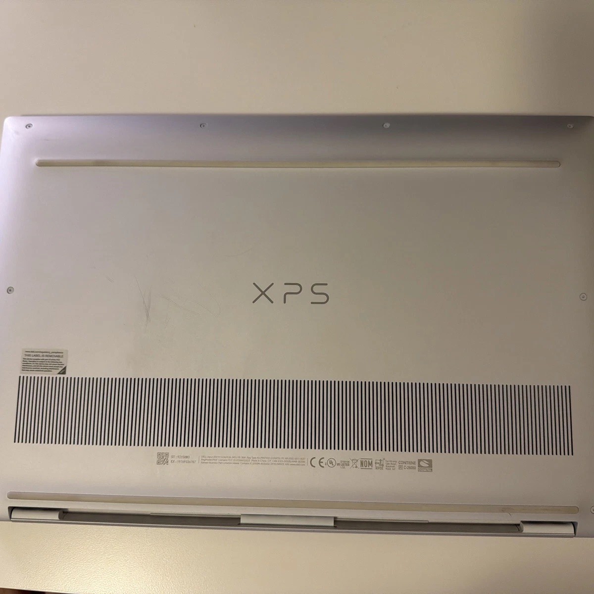 Dell XPS 15 9520 White 15.6″ 3.5K OLED Touch i7-12700H RTX 3050 Ti 16GB 1TB SSD