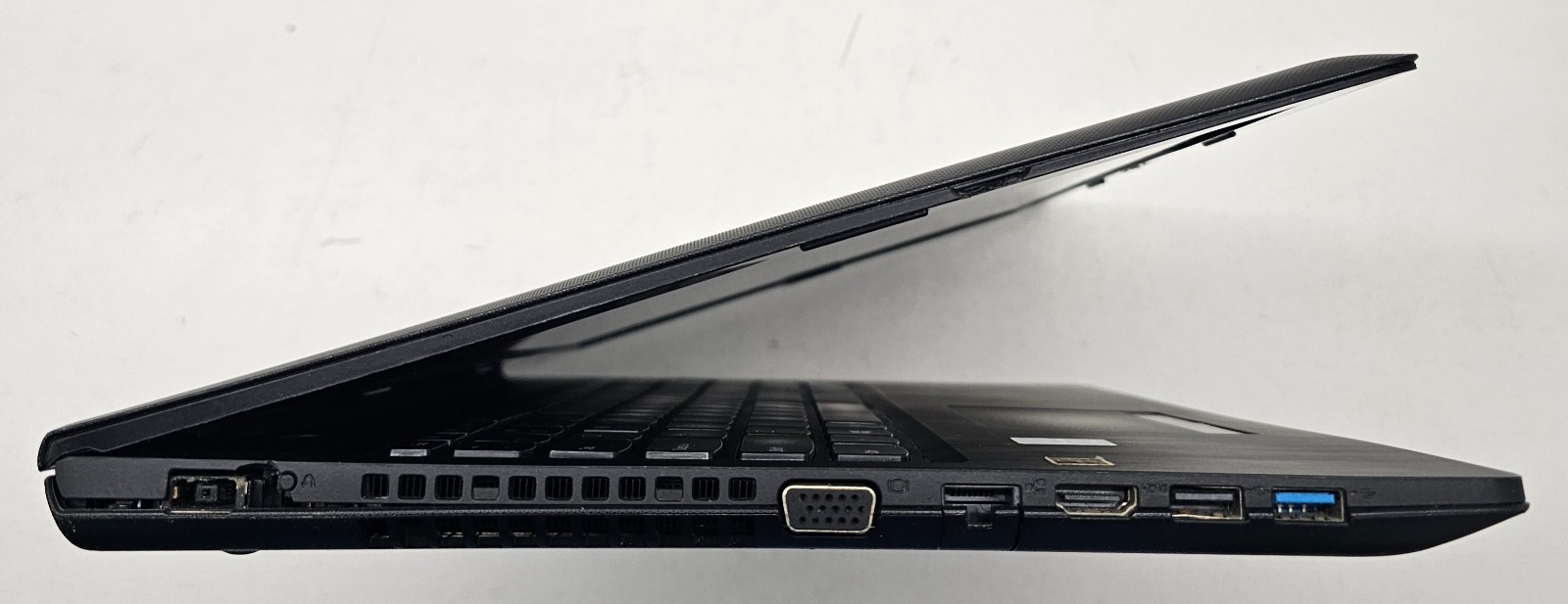 Lenovo G50-80 15.6″ Laptop Intel Core i3 NO RAM/HD/OS/BATT/POWER (FL)