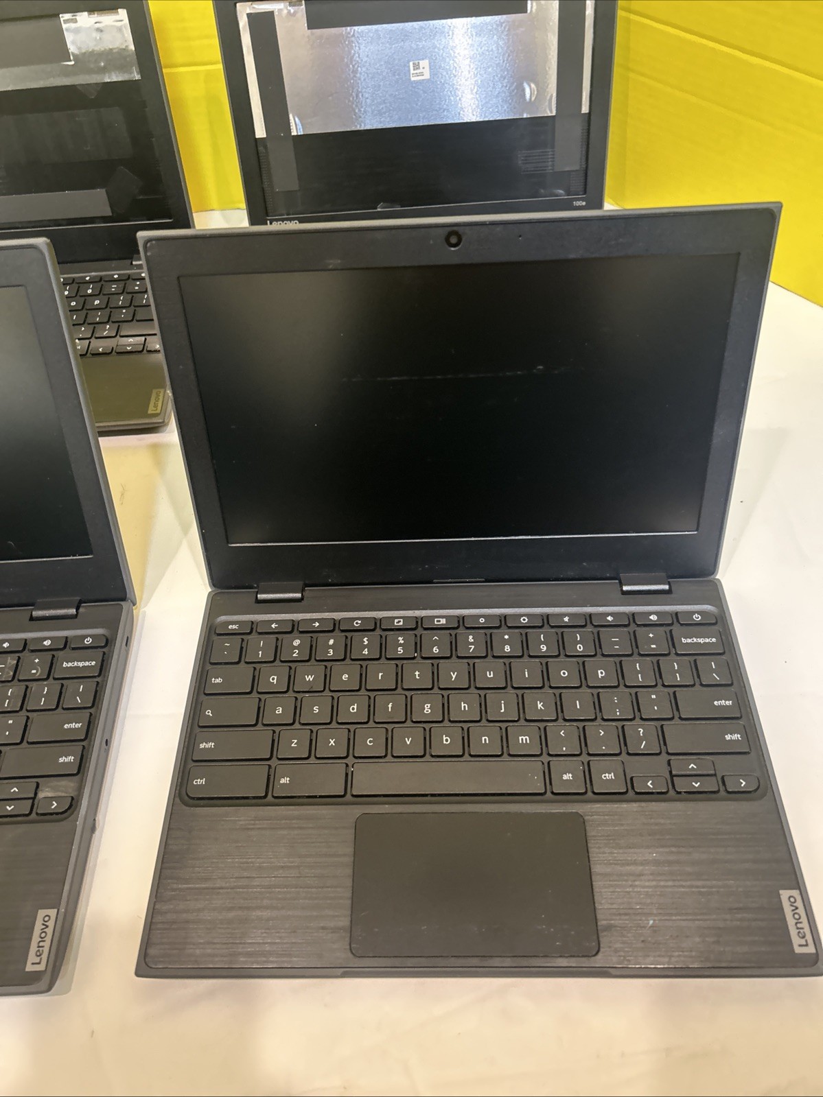 Lot of 4 Lenovo 100e Chromebook 2nd Gen MTK 4GB 32GB For Parts Repair