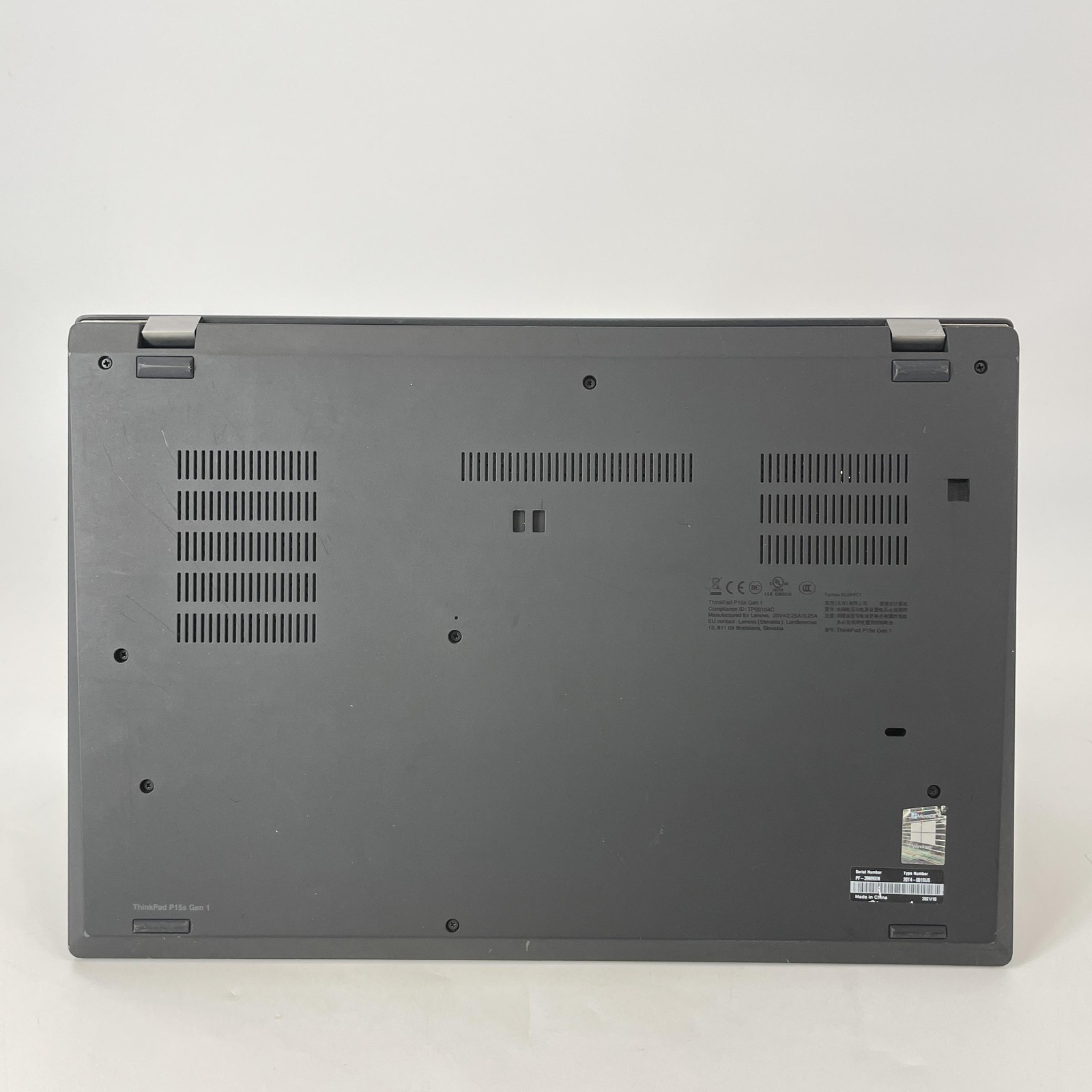 Lenovo ThinkPad P15s Gen 1 FHD i7-10610U 16GB 512GB SSD Quadro P520 Damaged LCD