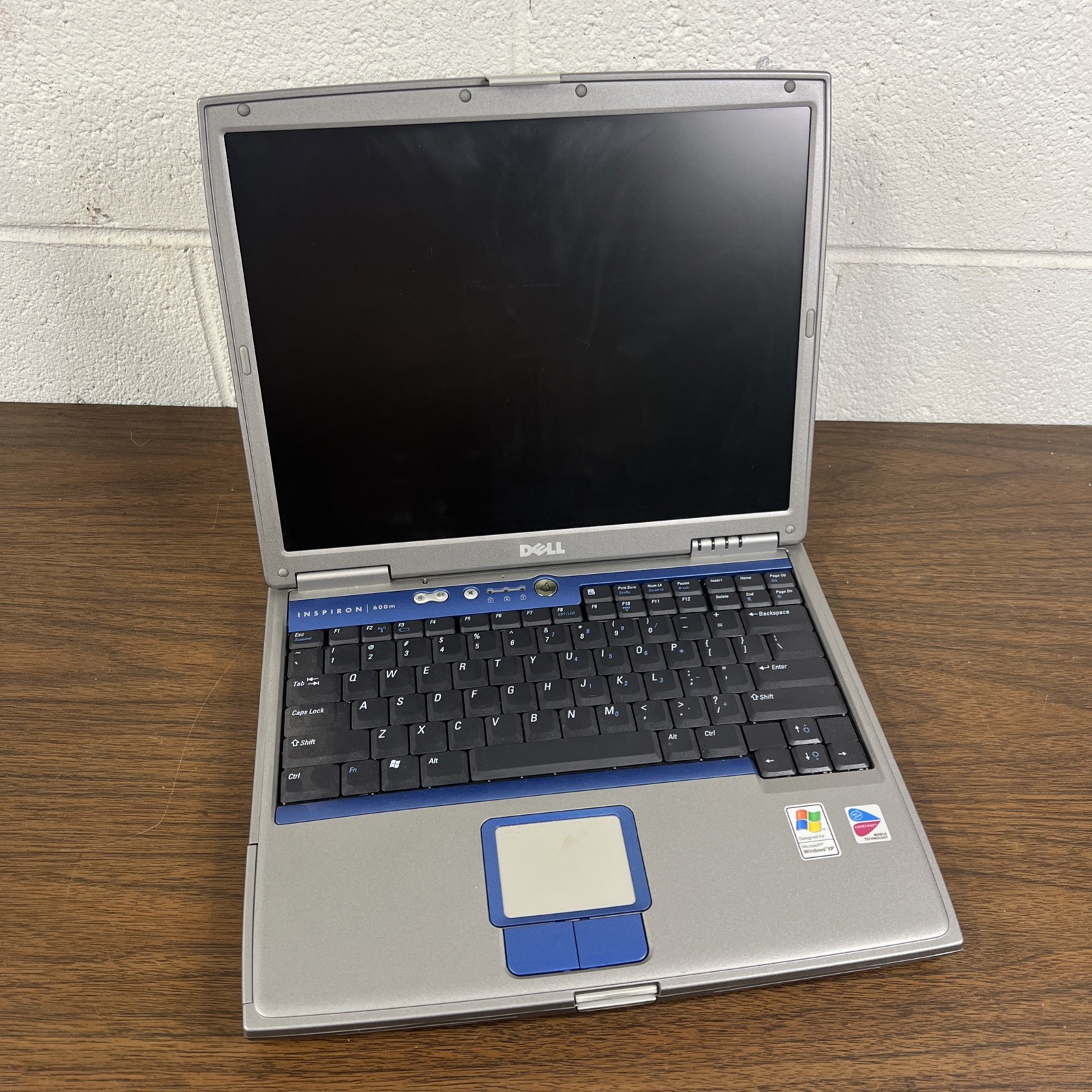Dell Inspiron 600M Vintage Laptop Intel Centrino *No Hard Drive, No Ram UNTESTED