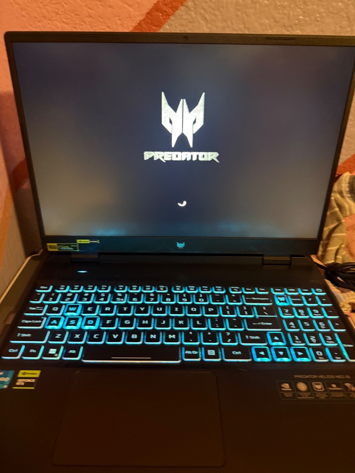 Acer Predator Helios Neo 16 PHN16-71 16″ (512GB SSD, Intel Core i5 13th Gen.,…