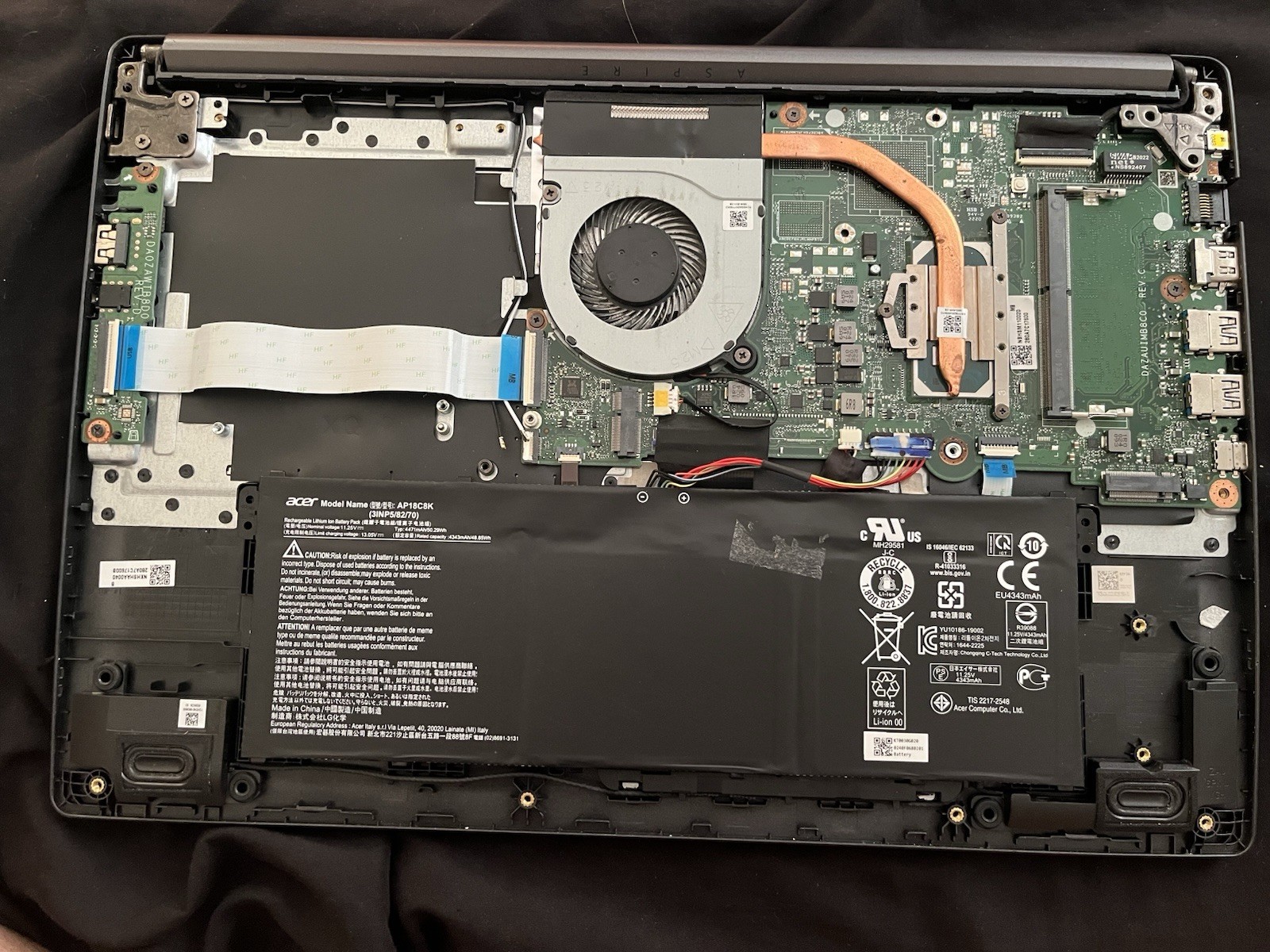 Acer Aspire A515-55-574S 15.6″ i5 10th Gen ( for parts )￼