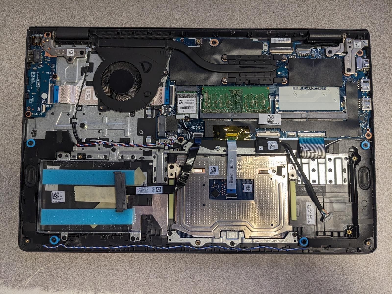 DELL INSPIRON 15 3515 RYZEN 5 3450U @ 2.1GHz, 8GB RAM, NO HDD/OS – (FOR PARTS)