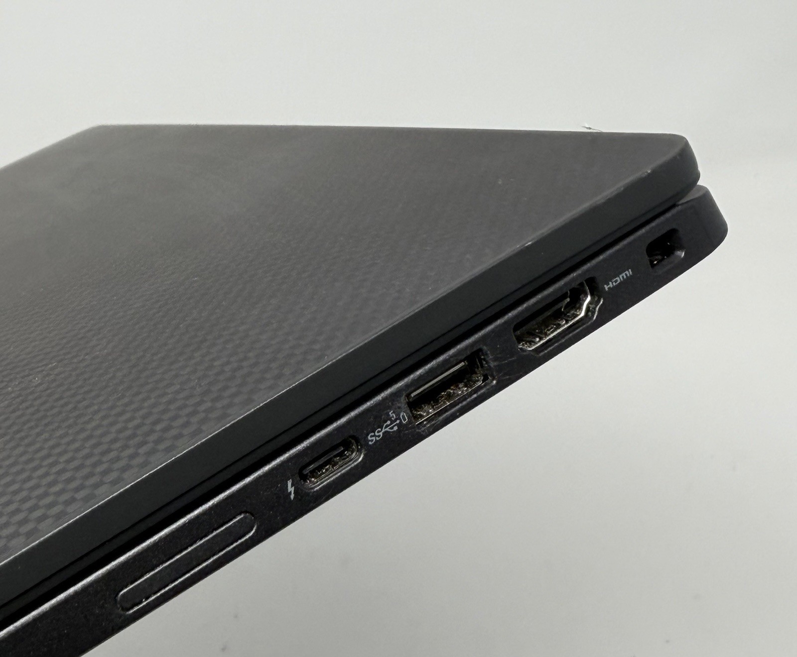 [B+ GRADE] Dell Latitude 7330 Laptop 13″ FHD i7-1265U 256GB SSD | 16GB WIN11P
