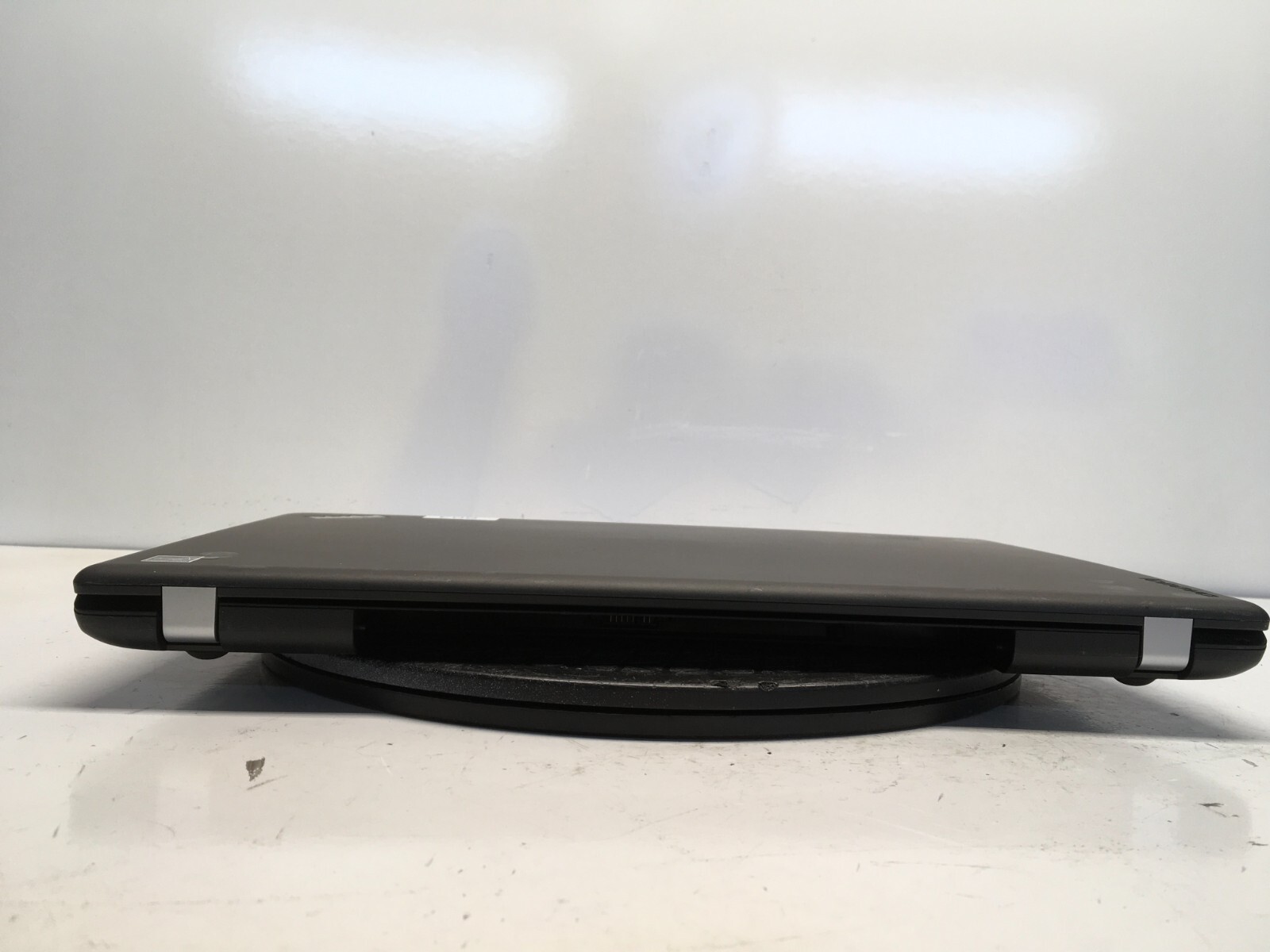 Lenovo ThinkPad E550 Intel i3-4005U 1.7GHz 4 GB NO HDD