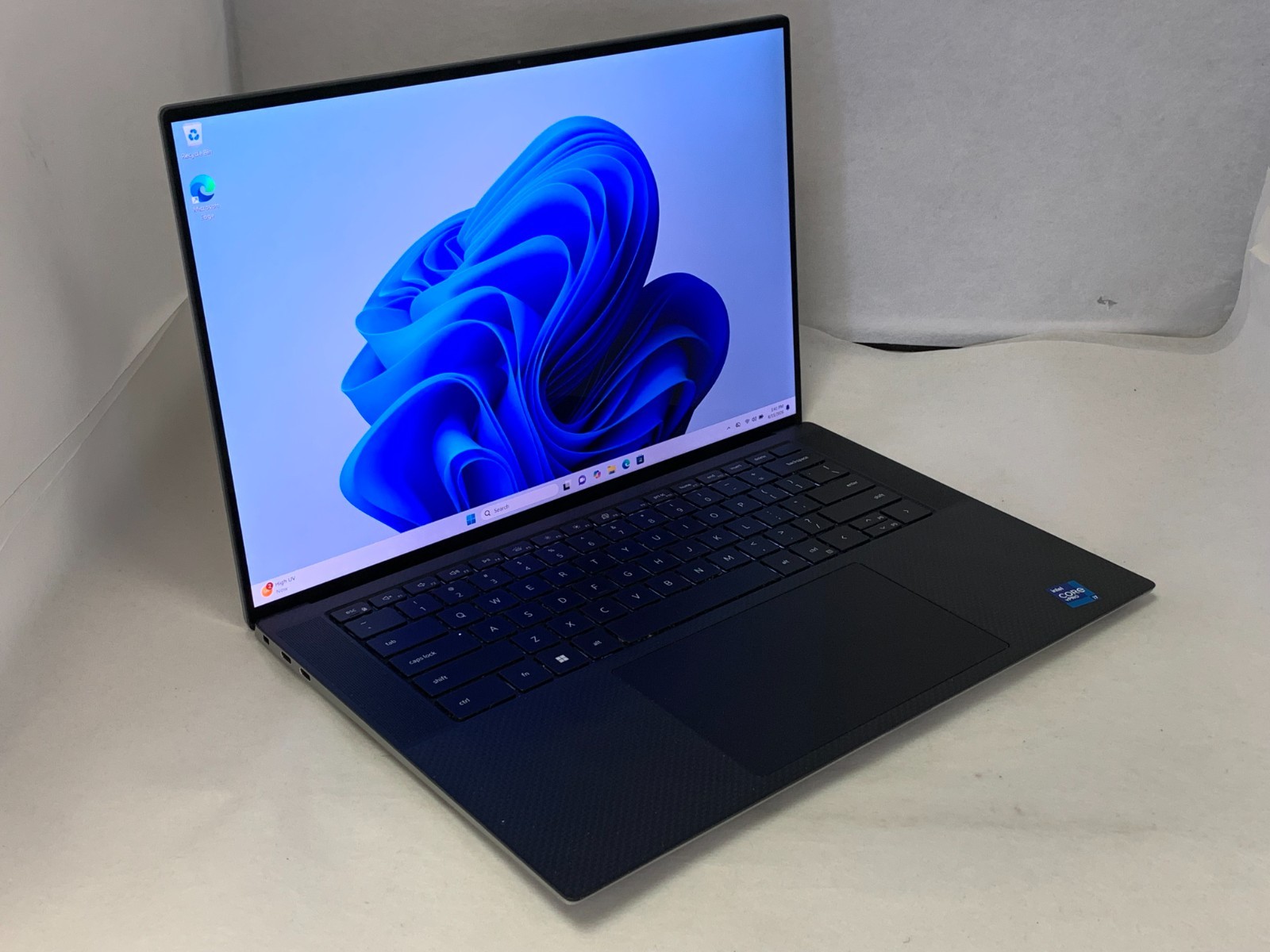 Dell Precision 5560 15.6″ UHD+ Touch i7-11850H 32GB 512GB NVMe NVIDIA T1200
