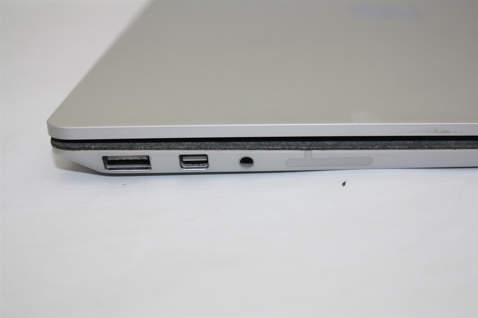 15″Microsoft Surface 1769 Laptop i7-7660U 2.50GHz RAM 8GB NVMe 256GB Win 11 Pro