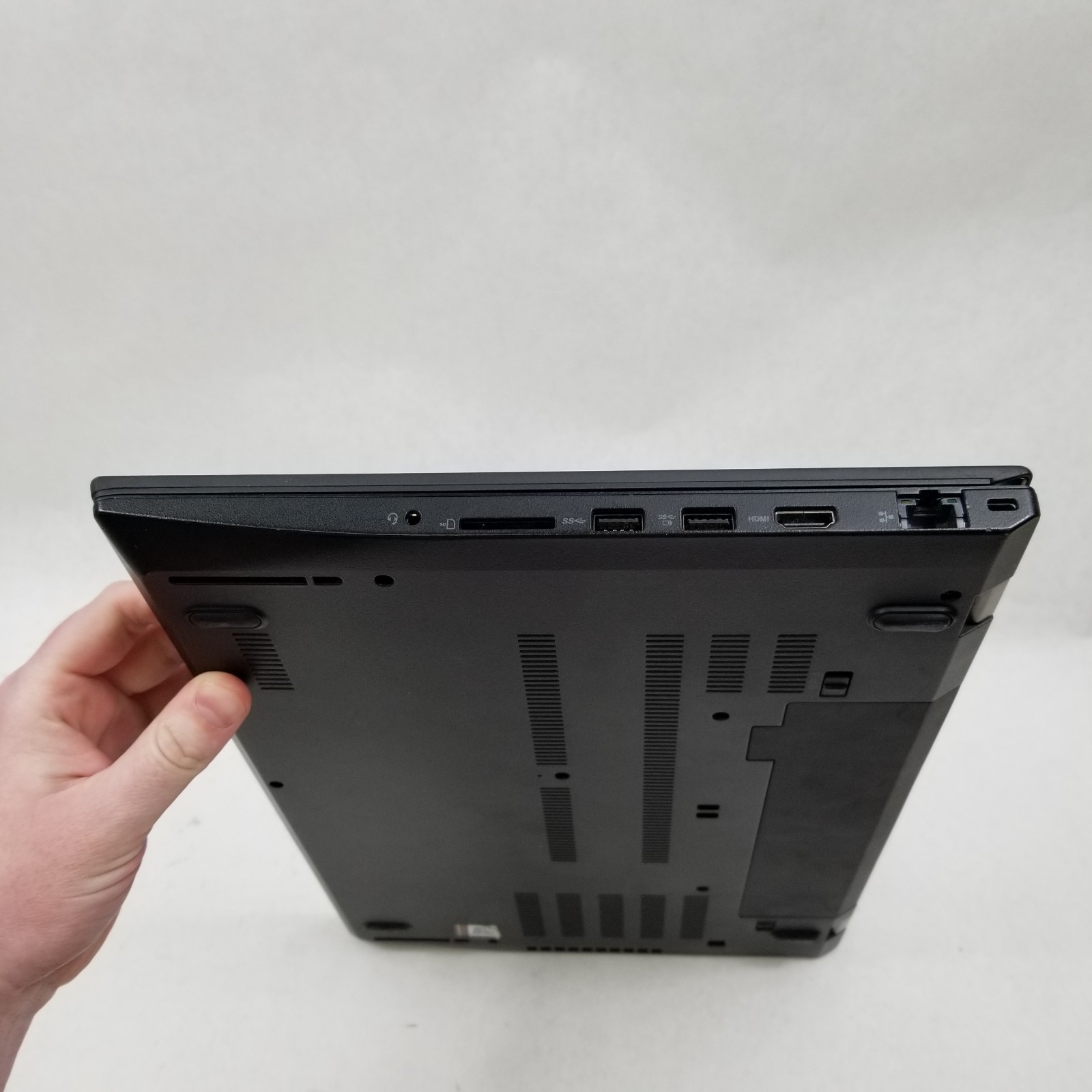Lenovo ThinkPad T580 15.6″ Core i7-8550U 8GB RAM 256GB SSD Windows 11 Pro Laptop