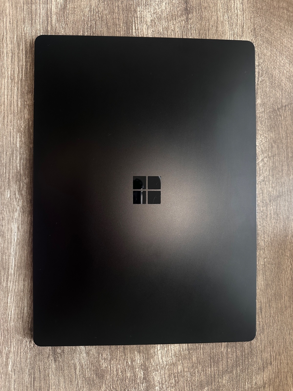 Microsoft Surface 3 13.5″ Intel I7-1065G7 16GB RAM 480GB SSD Black
