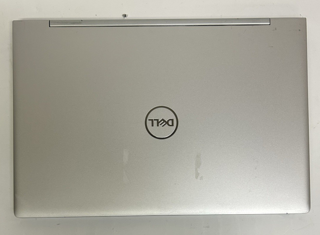 Dell Inspiron 7791 17.3″ i7-10510U @1.8GHz – NO RAM / SSD – GeForce MX250 – READ