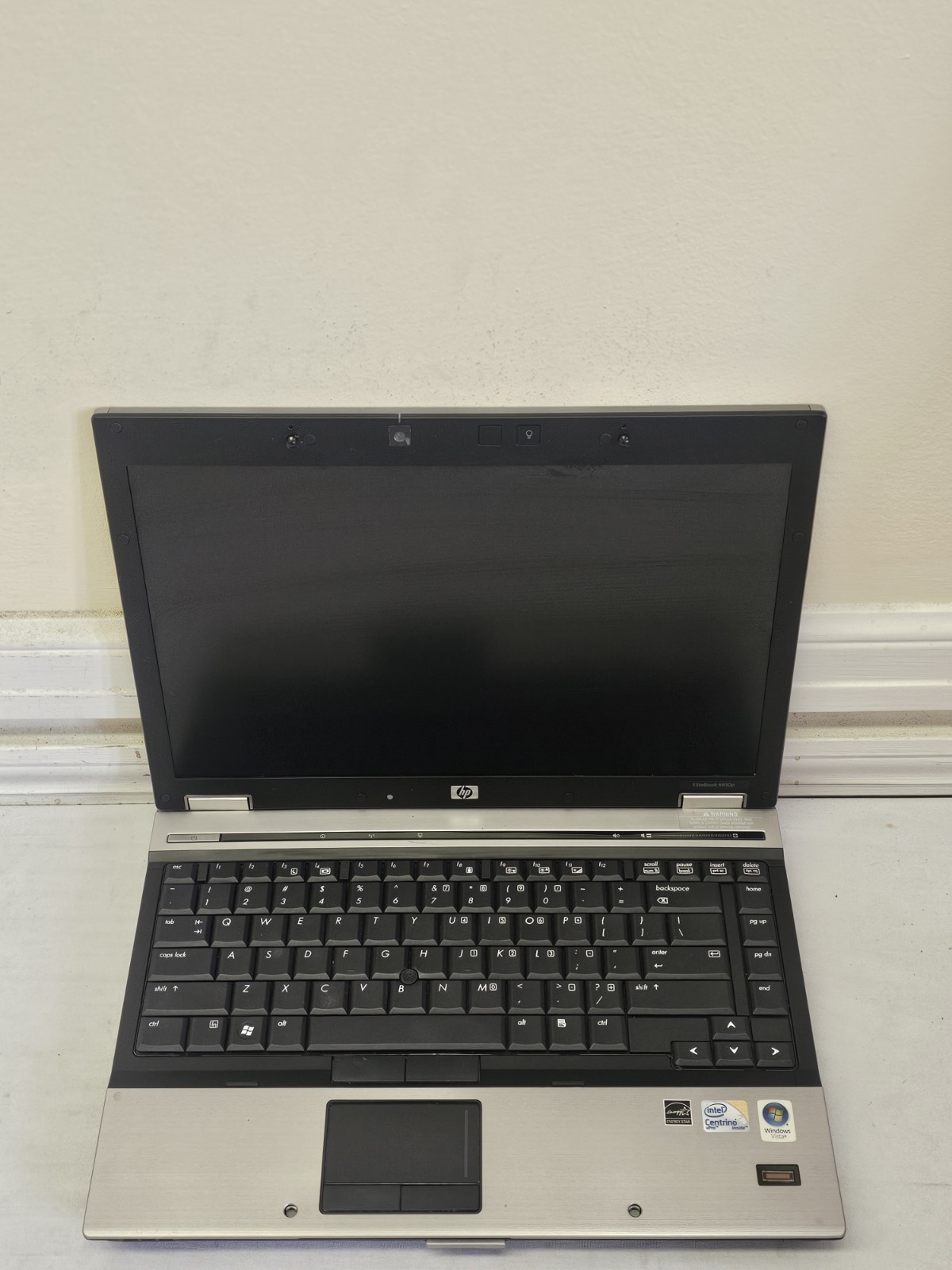 HP EliteBook 6930p Laptop – Intel Duo P8700 – 2GB RAM NO HDD/OS BAD BATT READ