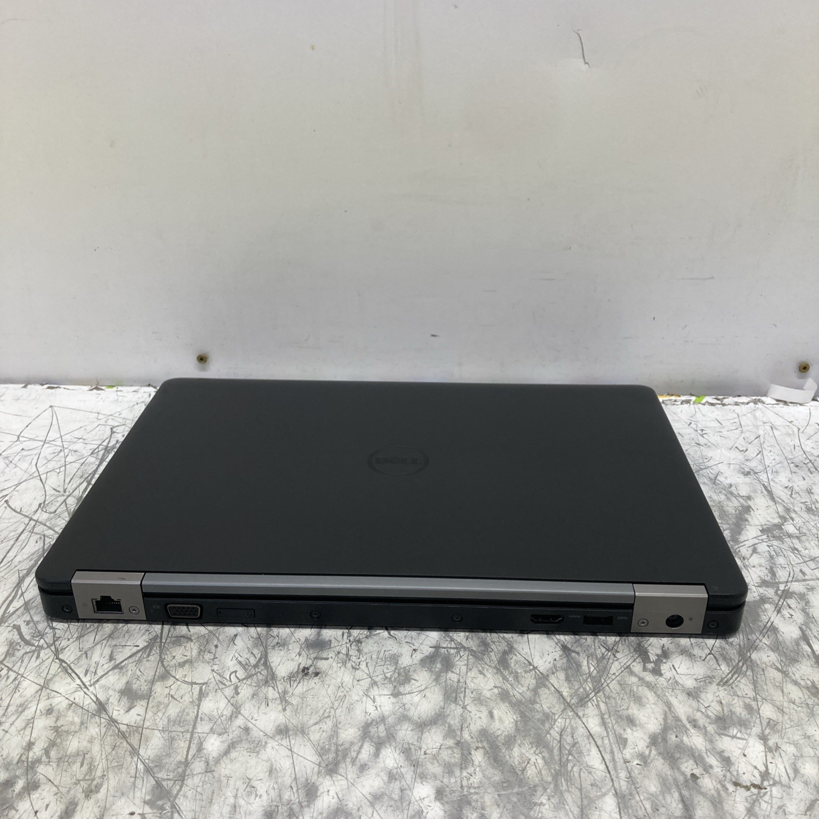 DELL LATITUDE E5470 INTEL CORE I3-6100U 2.30GHZ no RAM NO HD Boot to BIOS