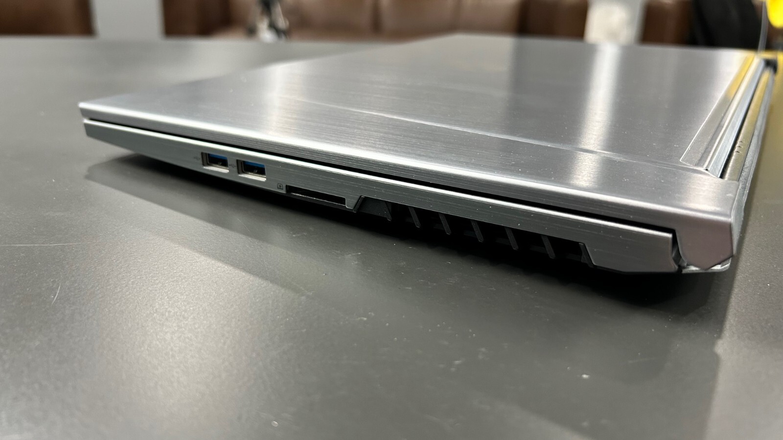 Eluktronics MECH 15 G1Rx gaming laptop. i7 8750H RTX 2070 Max-Q, FHD 144Hz W 11