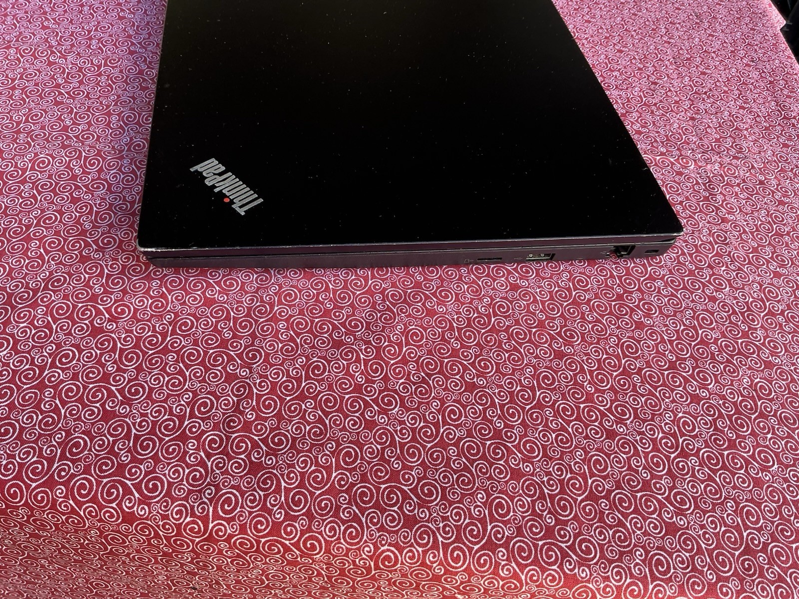 Lenovo Thinkpad E595 15.6 AMD Ryzen “As Is Parts Only”