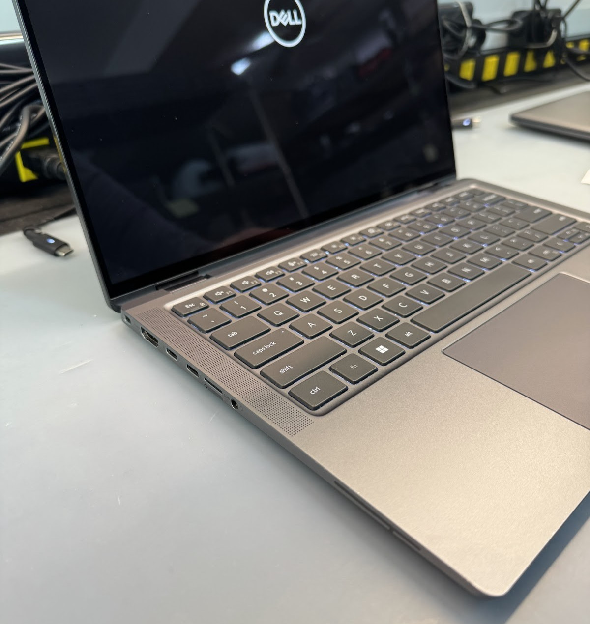 Dell Latitude 9430 14″ 2N1 INTEL CORE i7-1265U 512GB SSD 16GB RAM WIN11 *READ