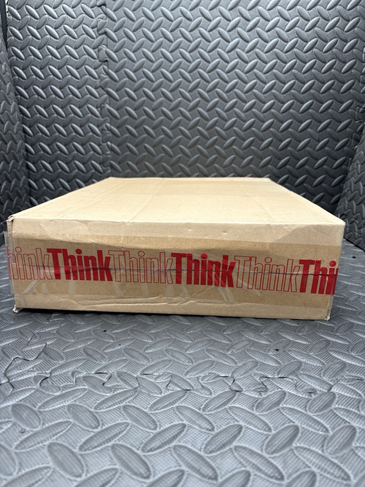 Lenovo Thinkpad 15.4″ Business Notebook Case Model 43R2476 (/GM1-1691-43R2476…