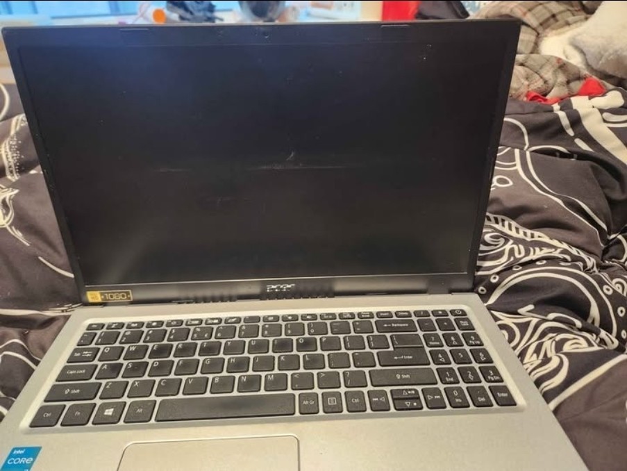 Acer Aspire5 Laptop 15.6-inch (USED ONCE)