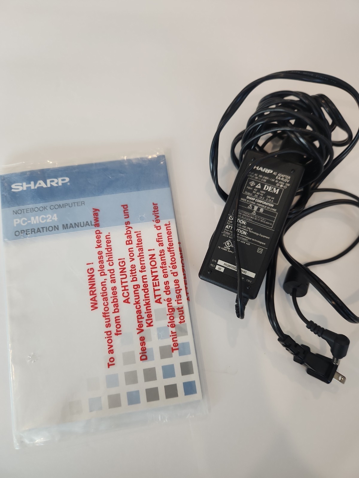 Vintage Sharp Notebook Actius PC-MC24 Win XP 12.1 LCD AMD Athlon Retro Classic