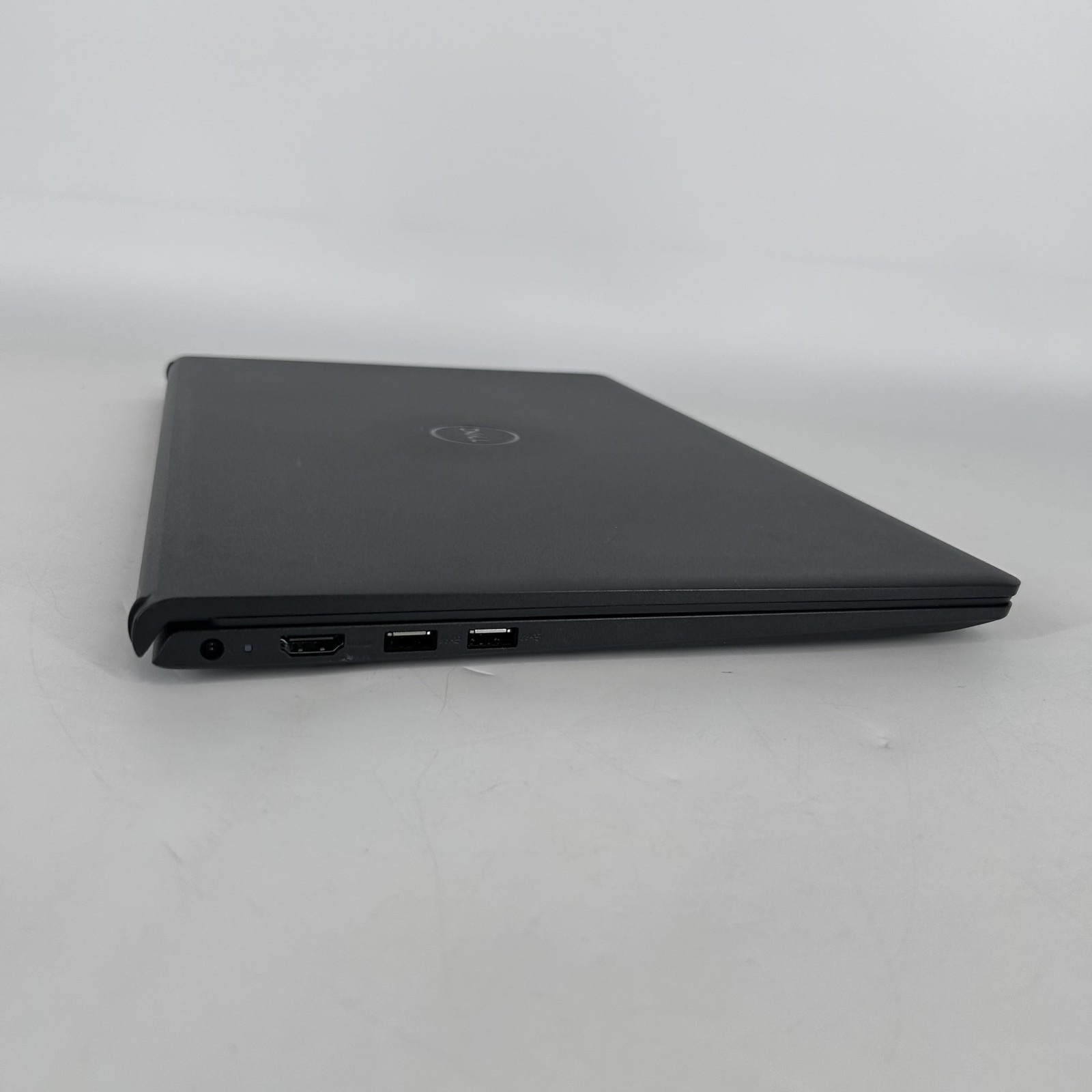 Dell Inspiron 3520 15.6 FHD TOUCH 1.3 GHz i5-1235U 16GB 512GB SSD Very Good