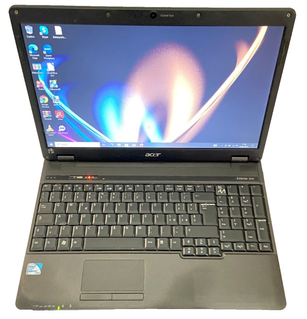 Acer Extensa 5235 Notebook PC Celeron T3300 4gb ram 240gb SSD VGA DVD Windows 10