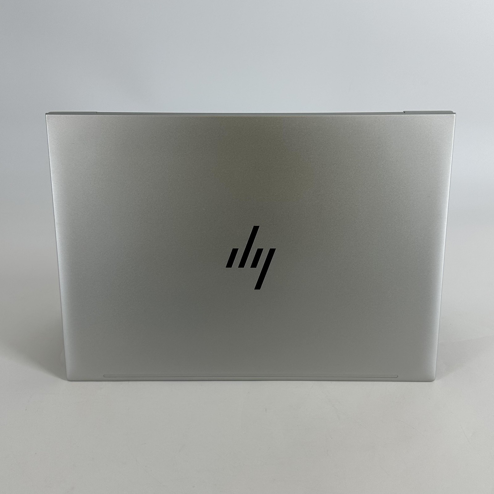 HP Elitebook 845 G11 14 FHD+ TOUCH 3.3 GHz Ryzen 7 PRO 8840U 32GB 512GB SSD