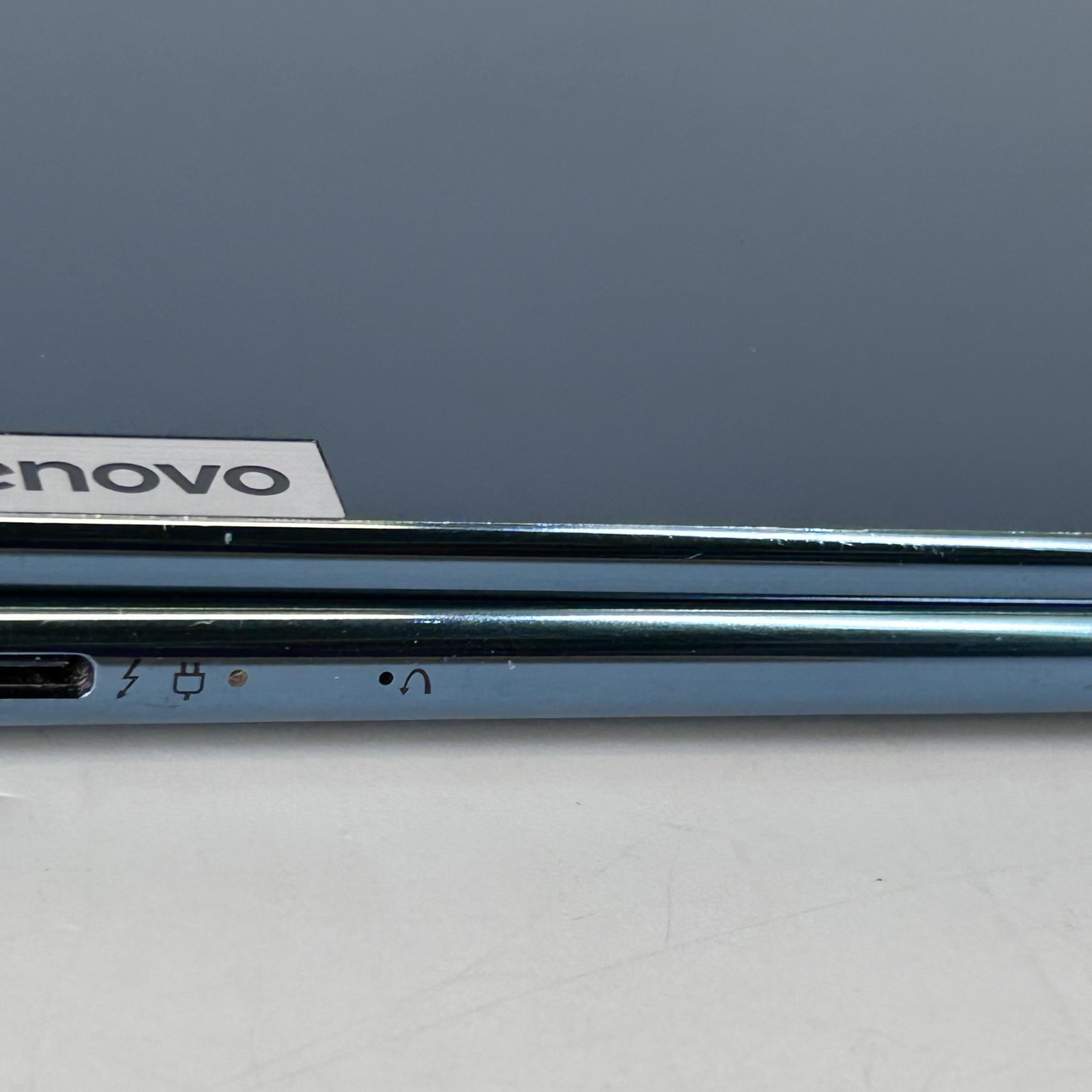 Lenovo Yoga Book 9i 13.3 Blue QHD+ TOUCH 1.7 GHz i7-1355U 16GB 512GB SSD Good
