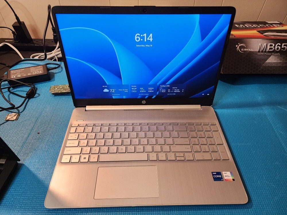 HP 15-dy50 15.6″ (512GB SSD, Intel Core i7 12th Gen., 4.70 GHz, 16GB RAM)