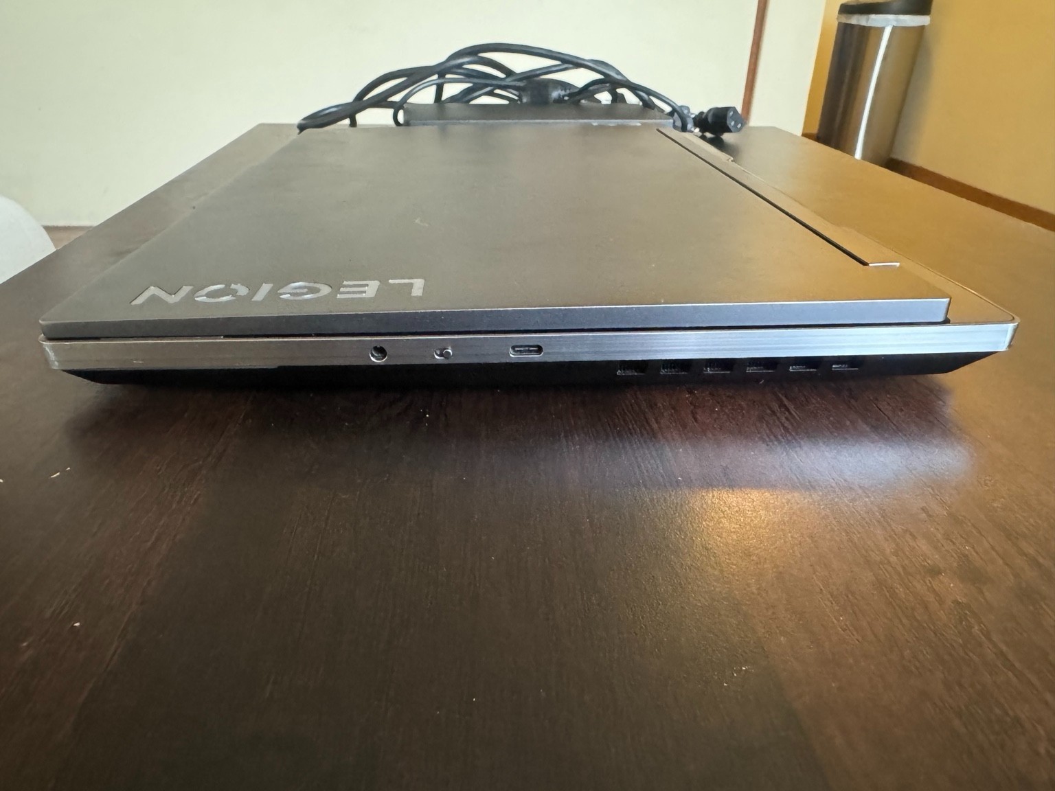 Lenovo Legion 7 16″ Gaming Laptop RX 6700M 10GB Ryzen 7 6800H 16GB 1TB SSD + Bag